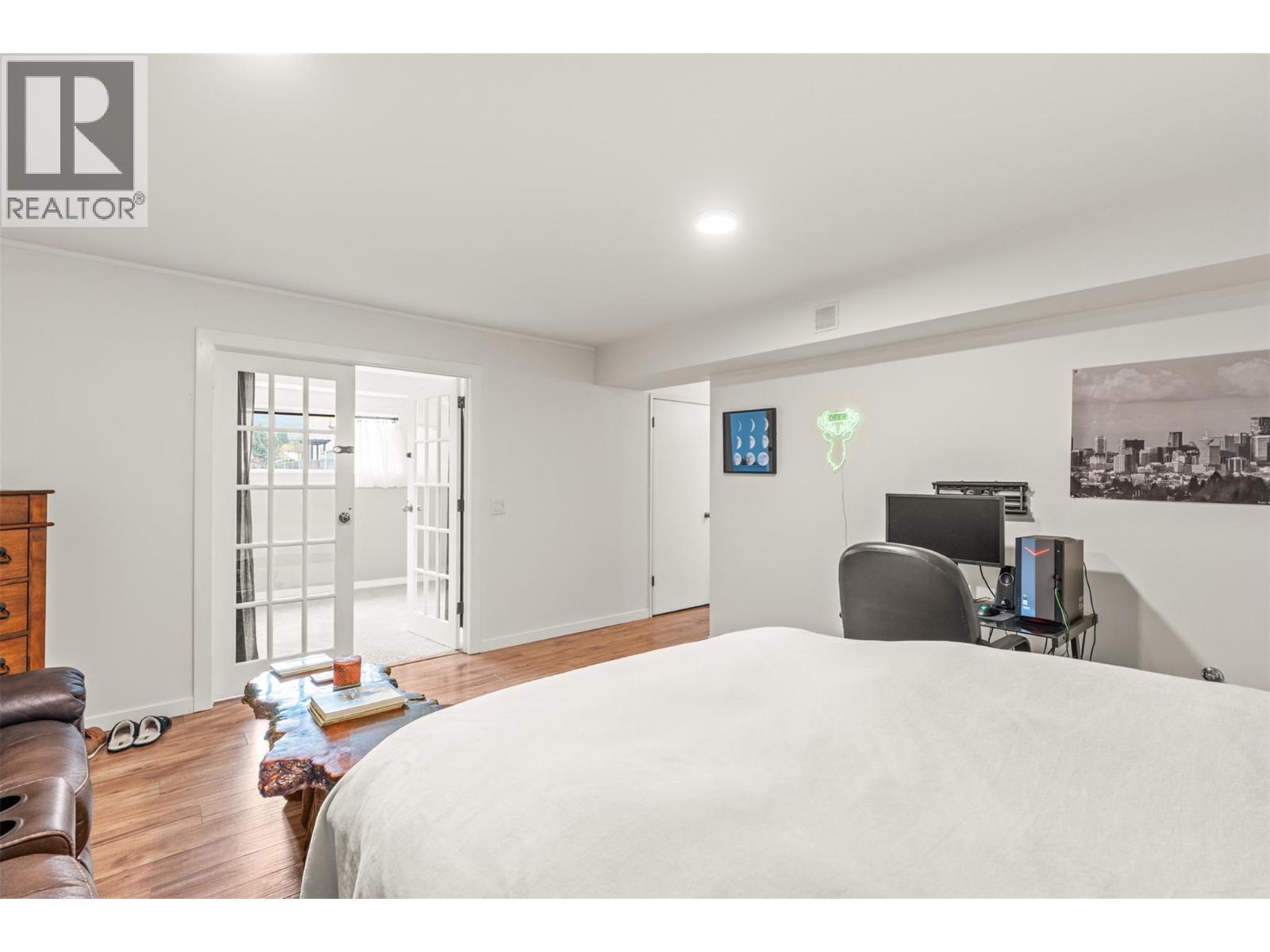 2697 Jarvis Crescent, Armstrong