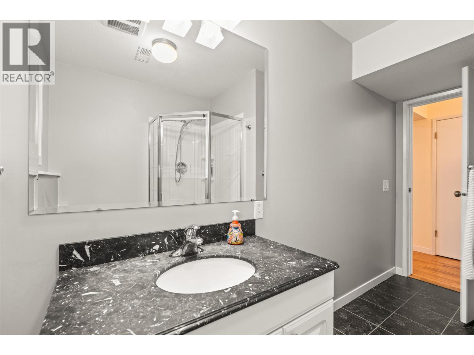 2697 Jarvis Crescent, Armstrong