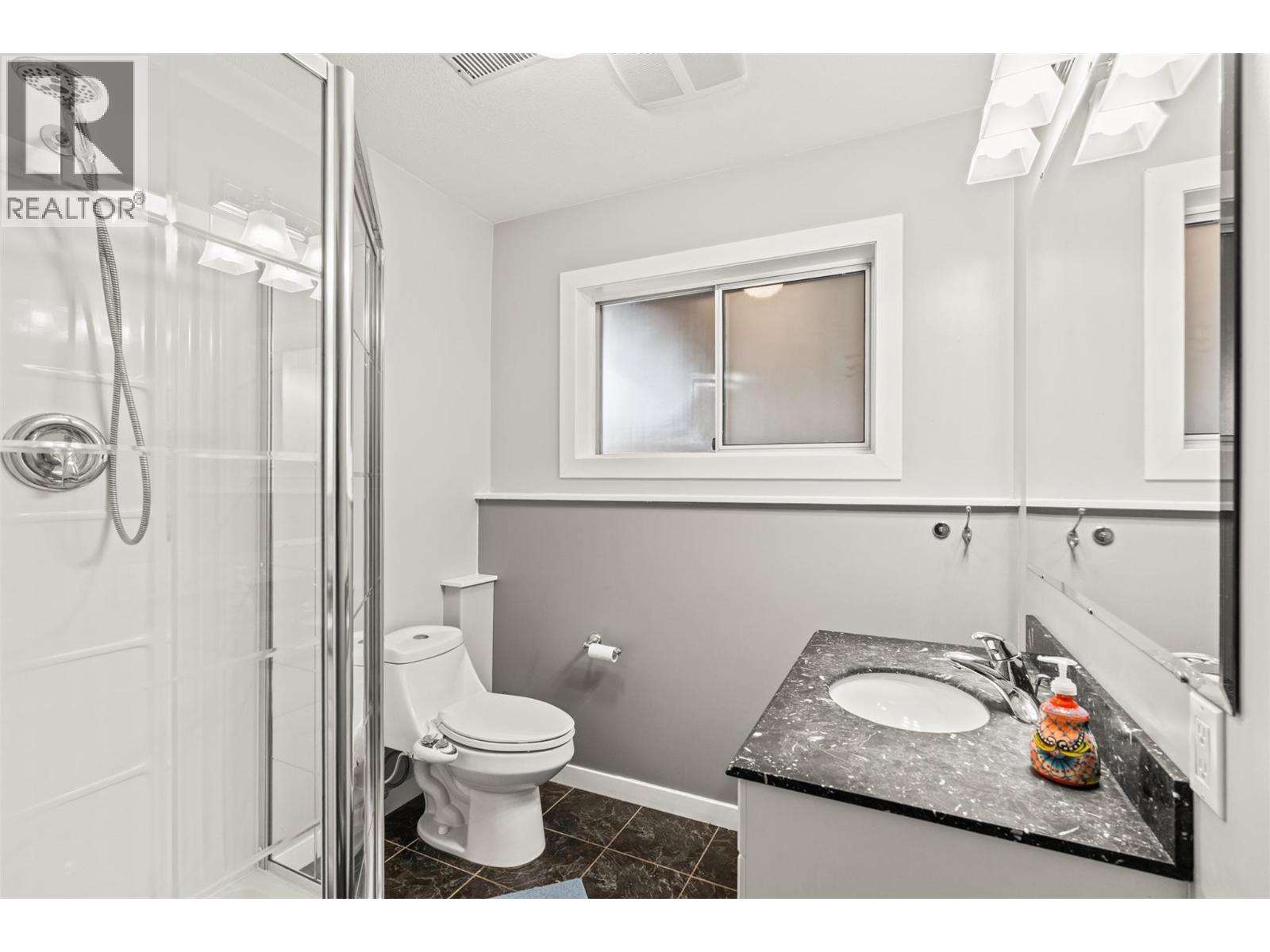 2697 Jarvis Crescent, Armstrong