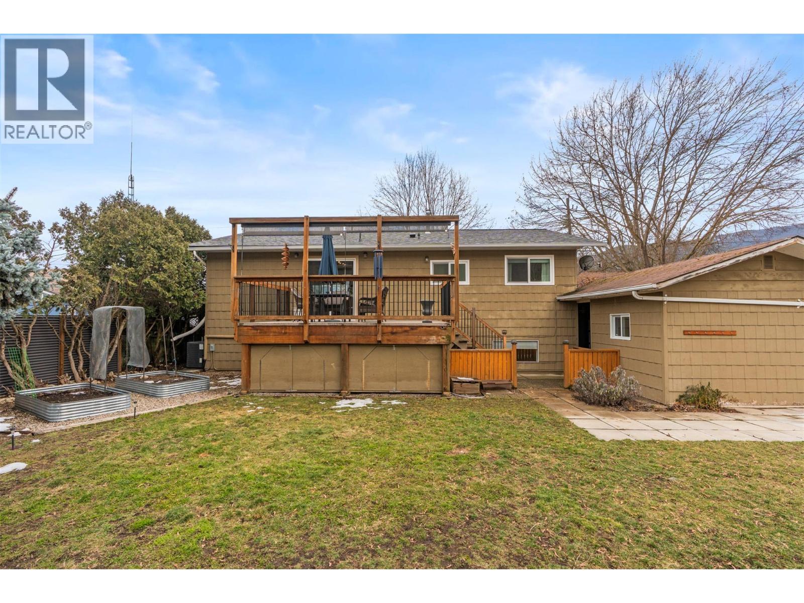 2697 Jarvis Crescent, Armstrong