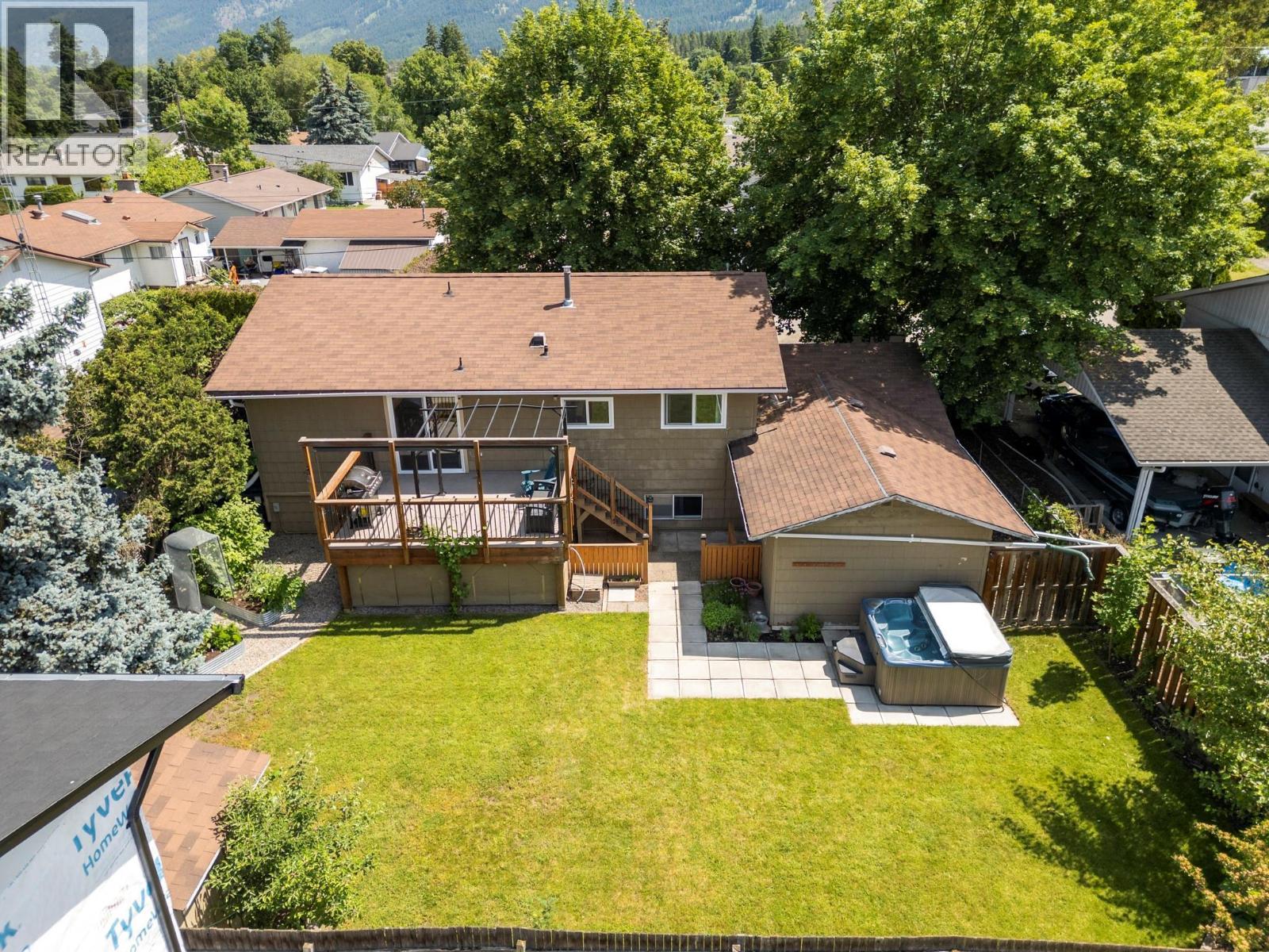 2697 Jarvis Crescent, Armstrong