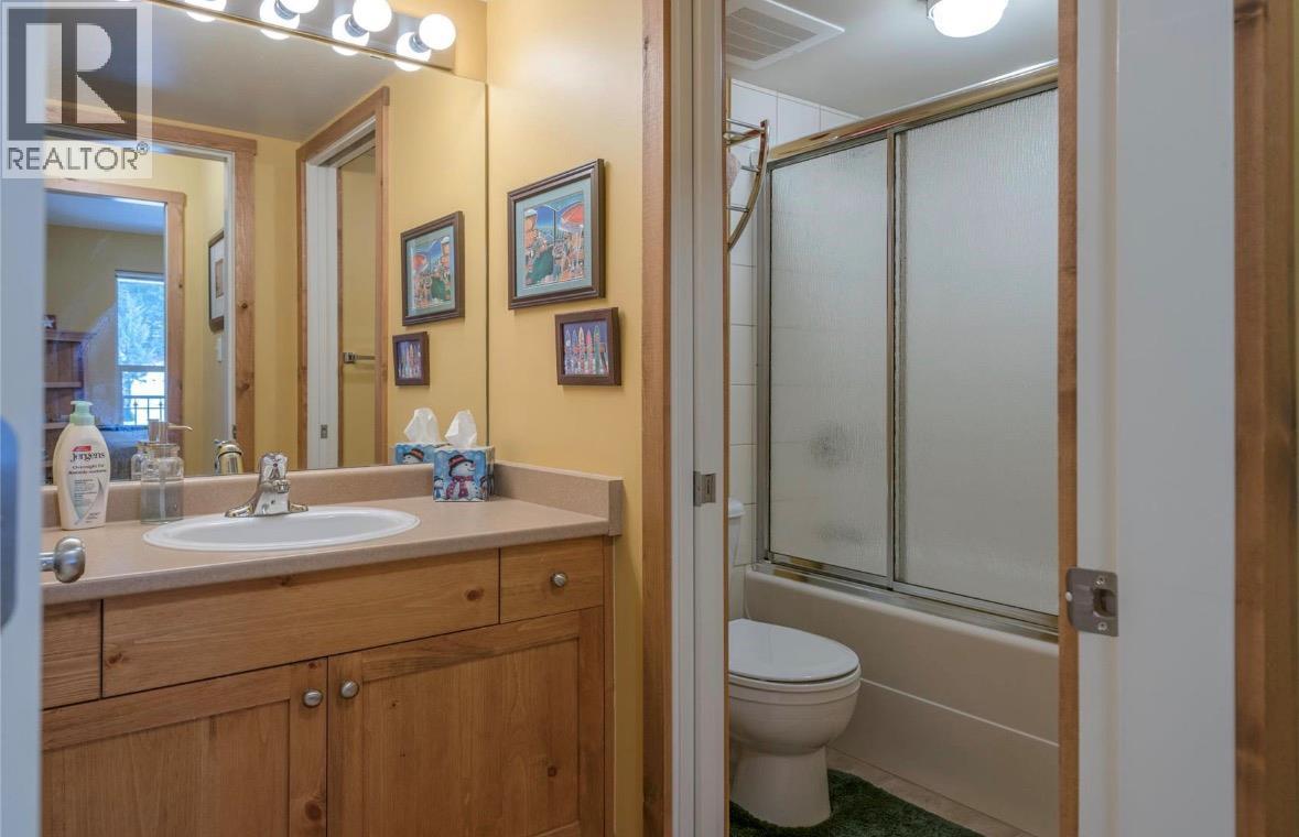 9812 Silver Star Road Unit# 305, Vernon