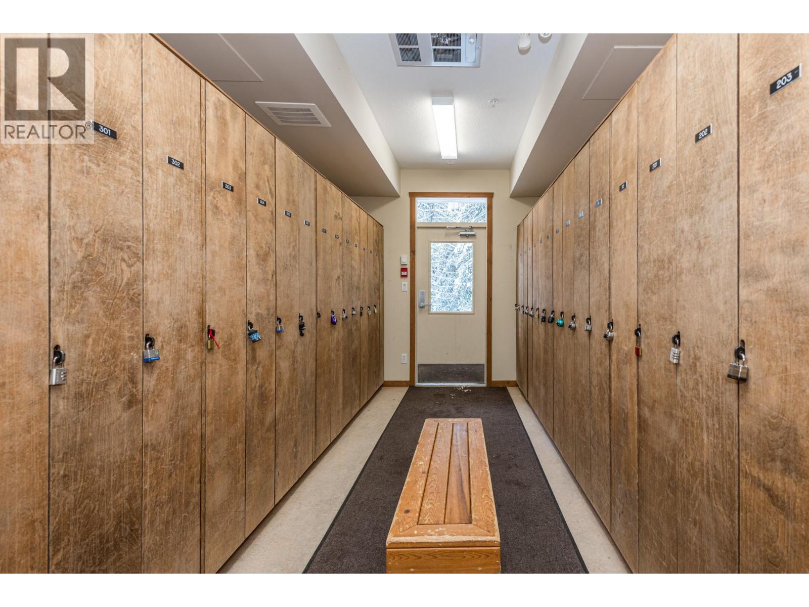 9812 Silver Star Road Unit# 305, Vernon