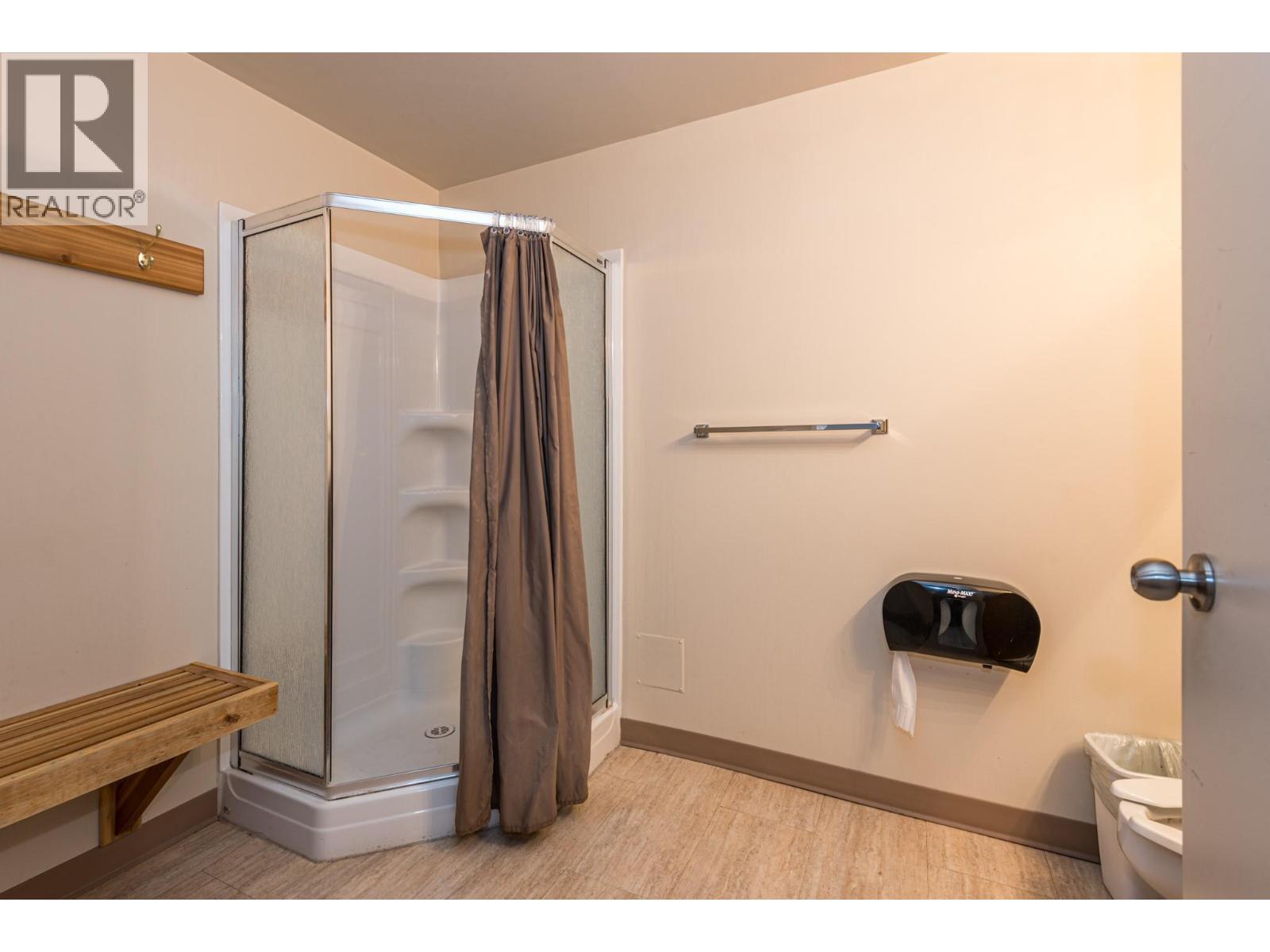 9812 Silver Star Road Unit# 305, Vernon