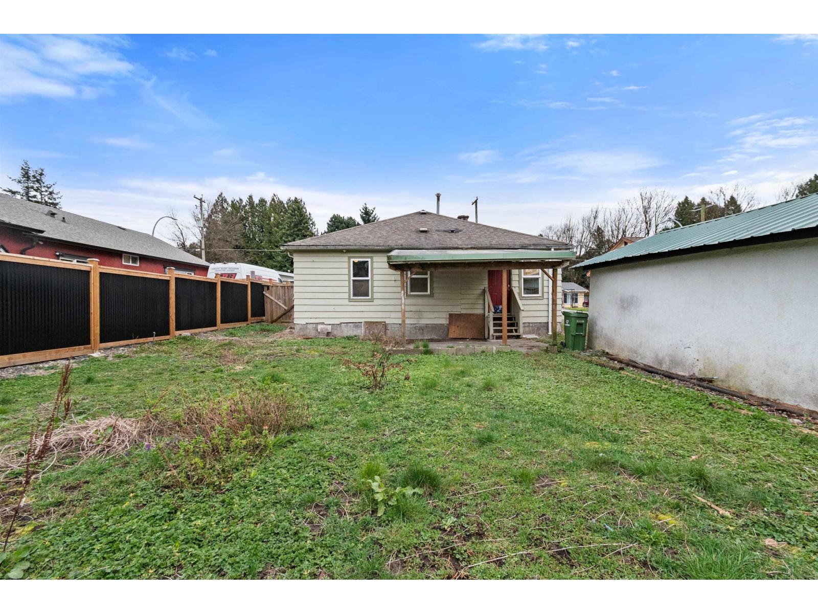 8825 EDWARD STREET, Chilliwack Proper West, Chilliwack