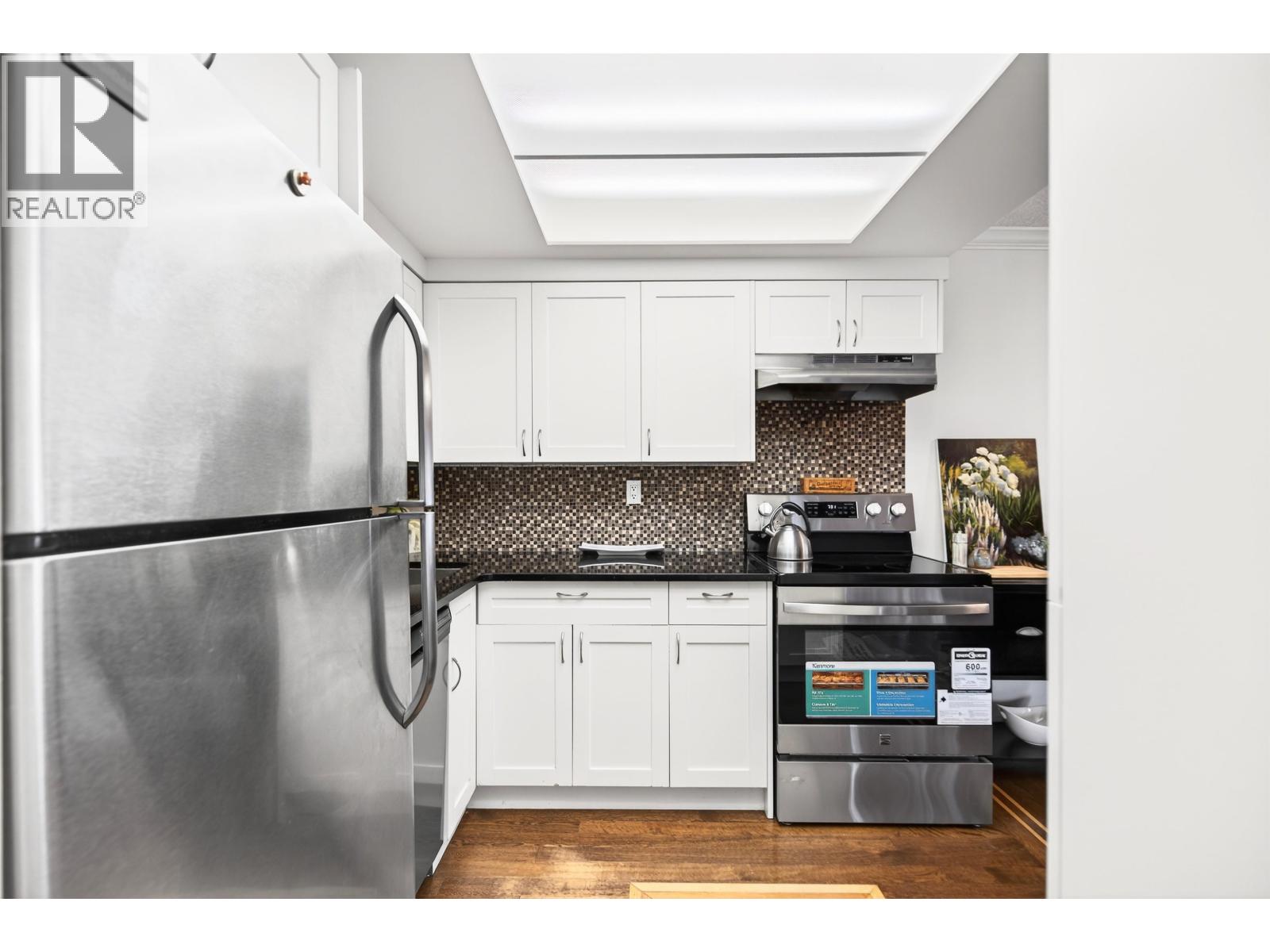 208 11957 223 STREET