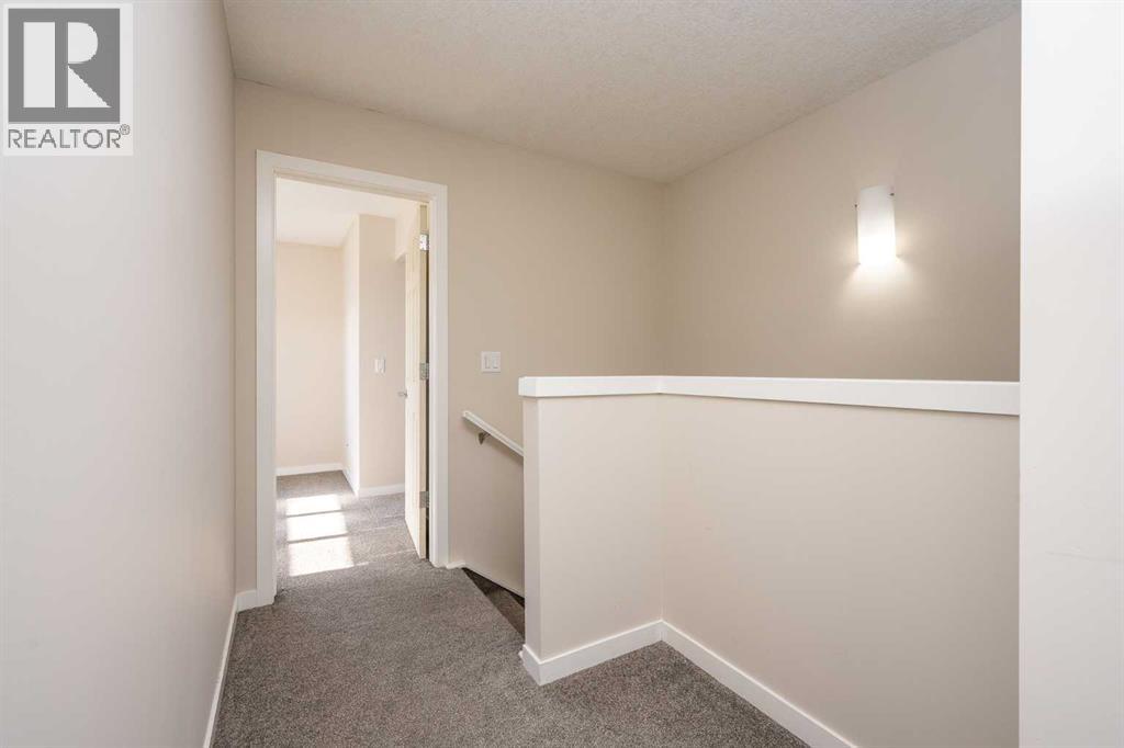 Single Family House for Sale in  Copperstone Park SE Copperfield Calgary 