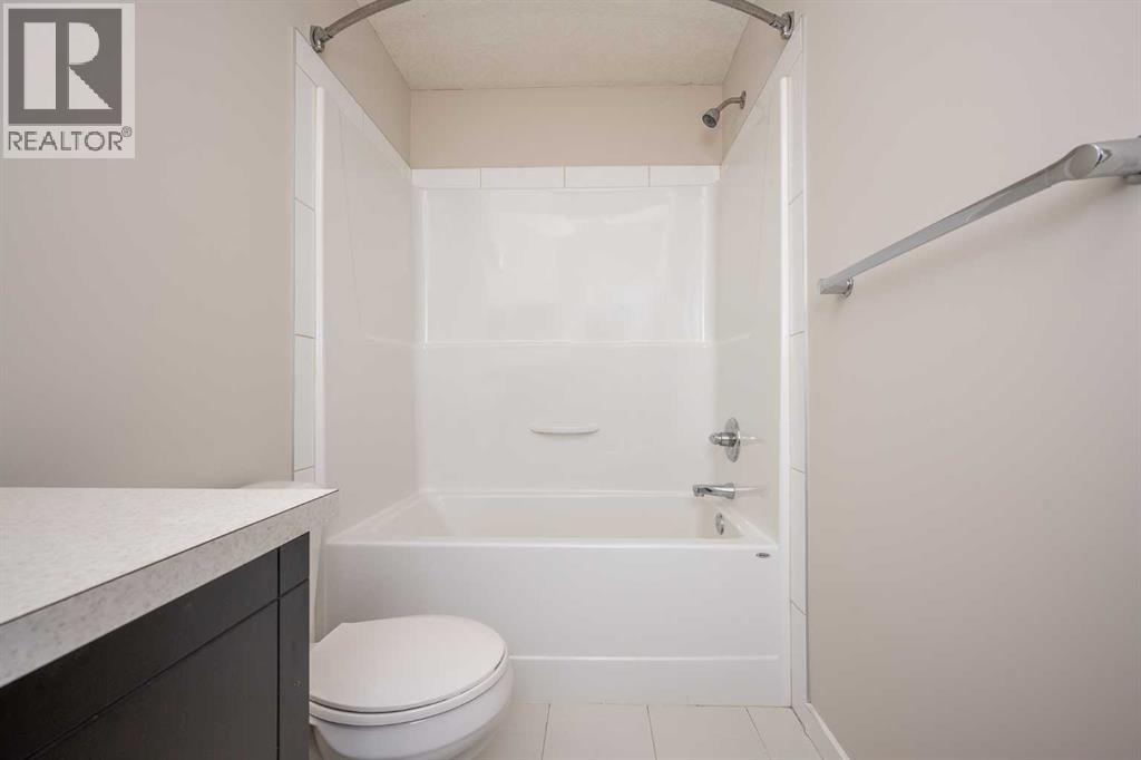 Single Family House for Sale in  Copperstone Park SE Copperfield Calgary 