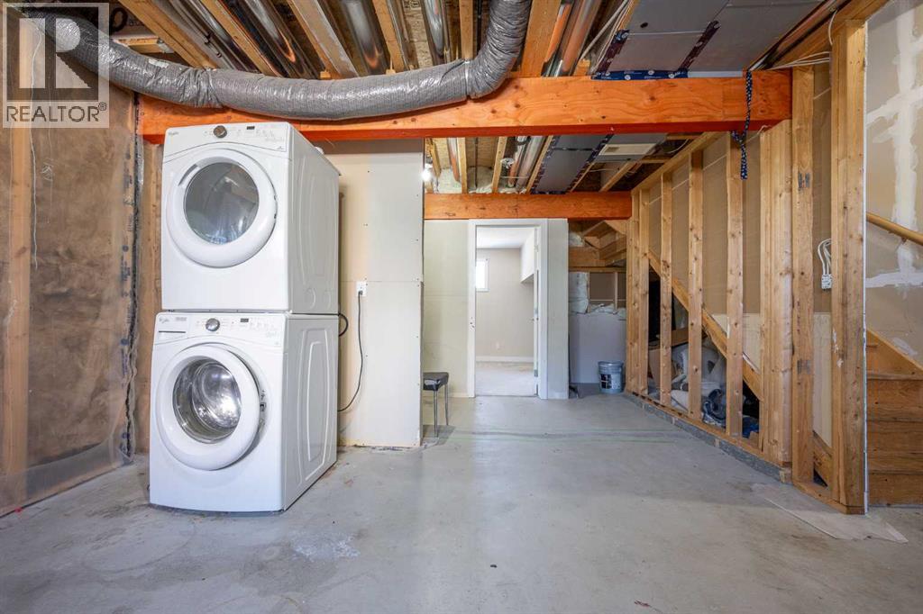 Single Family House for Sale in  Copperstone Park SE Copperfield Calgary 