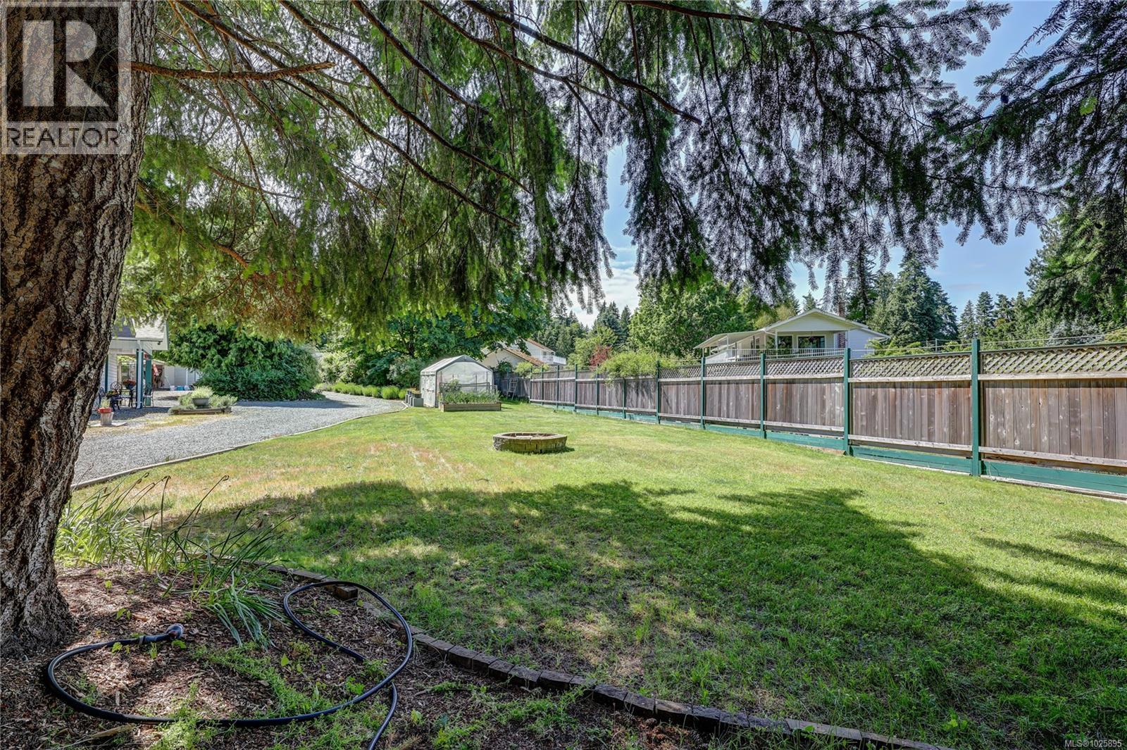 4840 BLUE HERON DR - 10