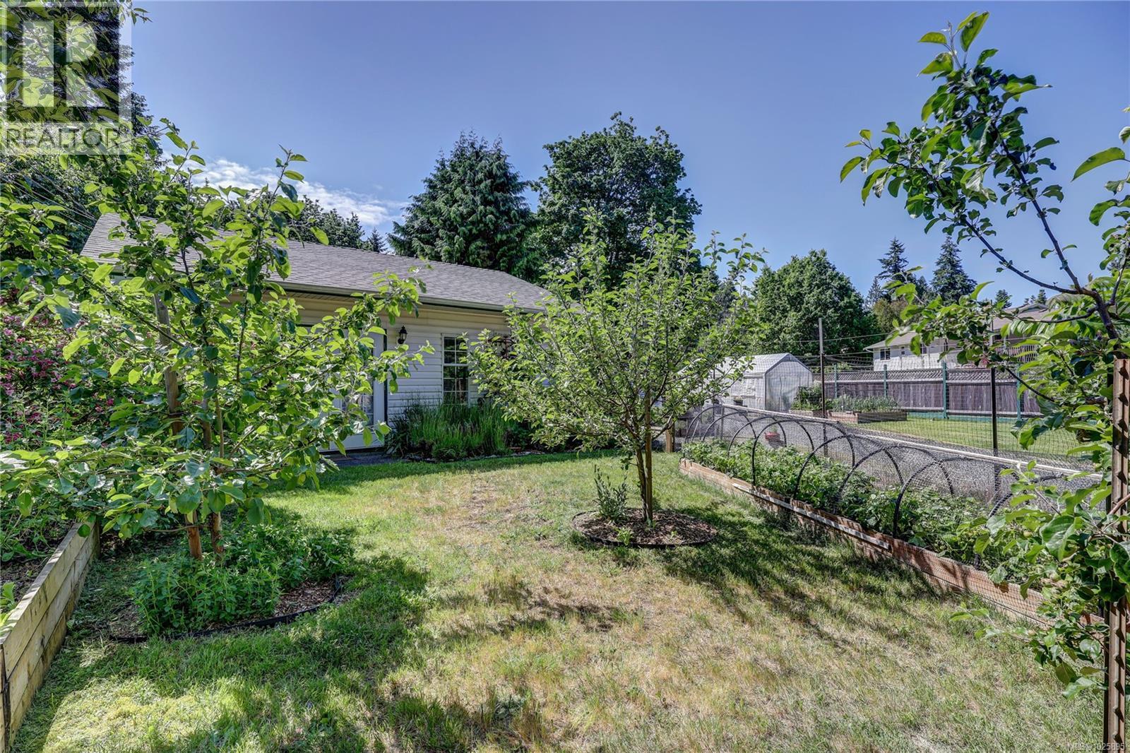 4840 BLUE HERON DR - 61