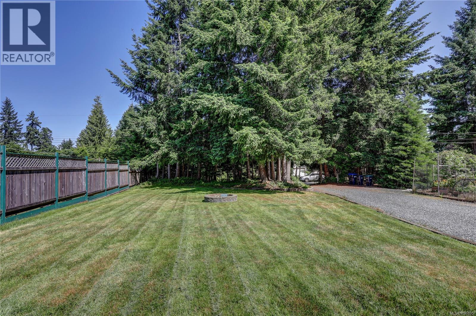 4840 BLUE HERON DR - 66