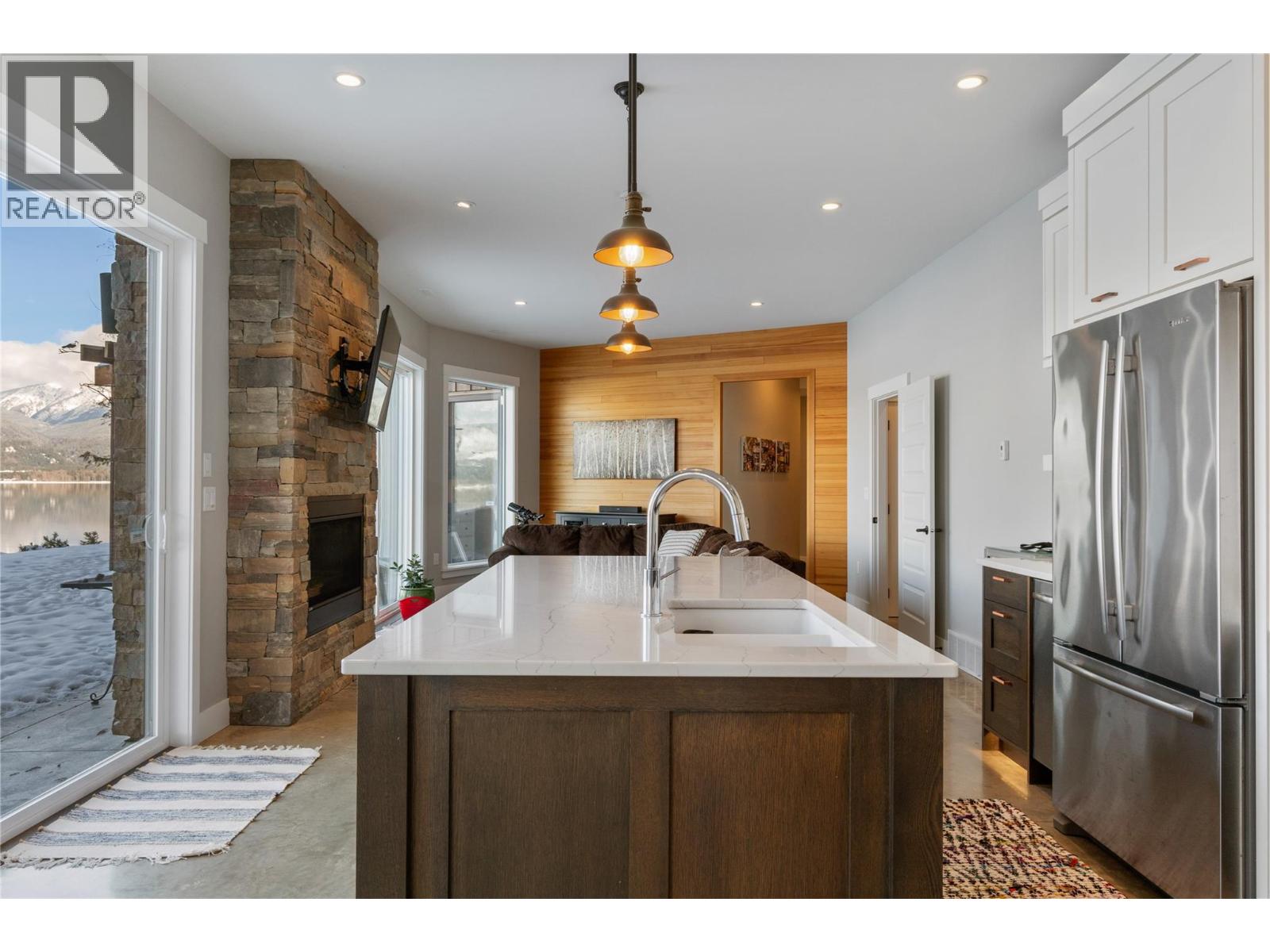  4125 Eagle Bay Road, Eagle Bay