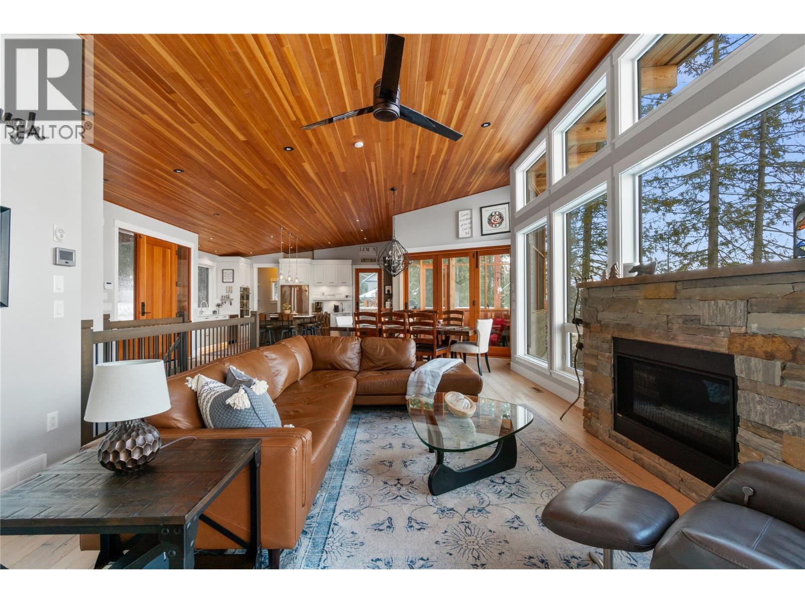  4125 Eagle Bay Road, Eagle Bay