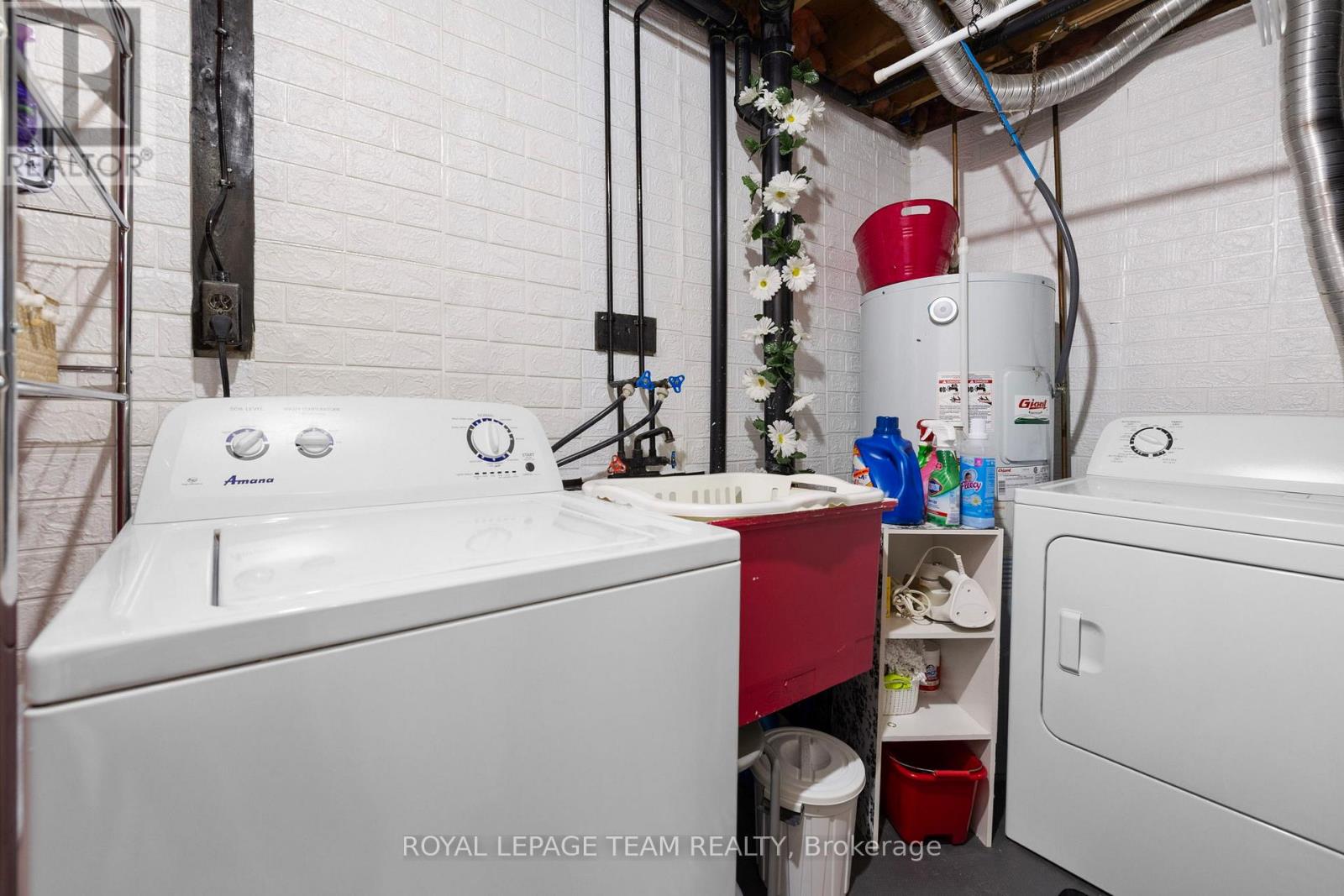 41C FORESTER CRESCENT — photo 34