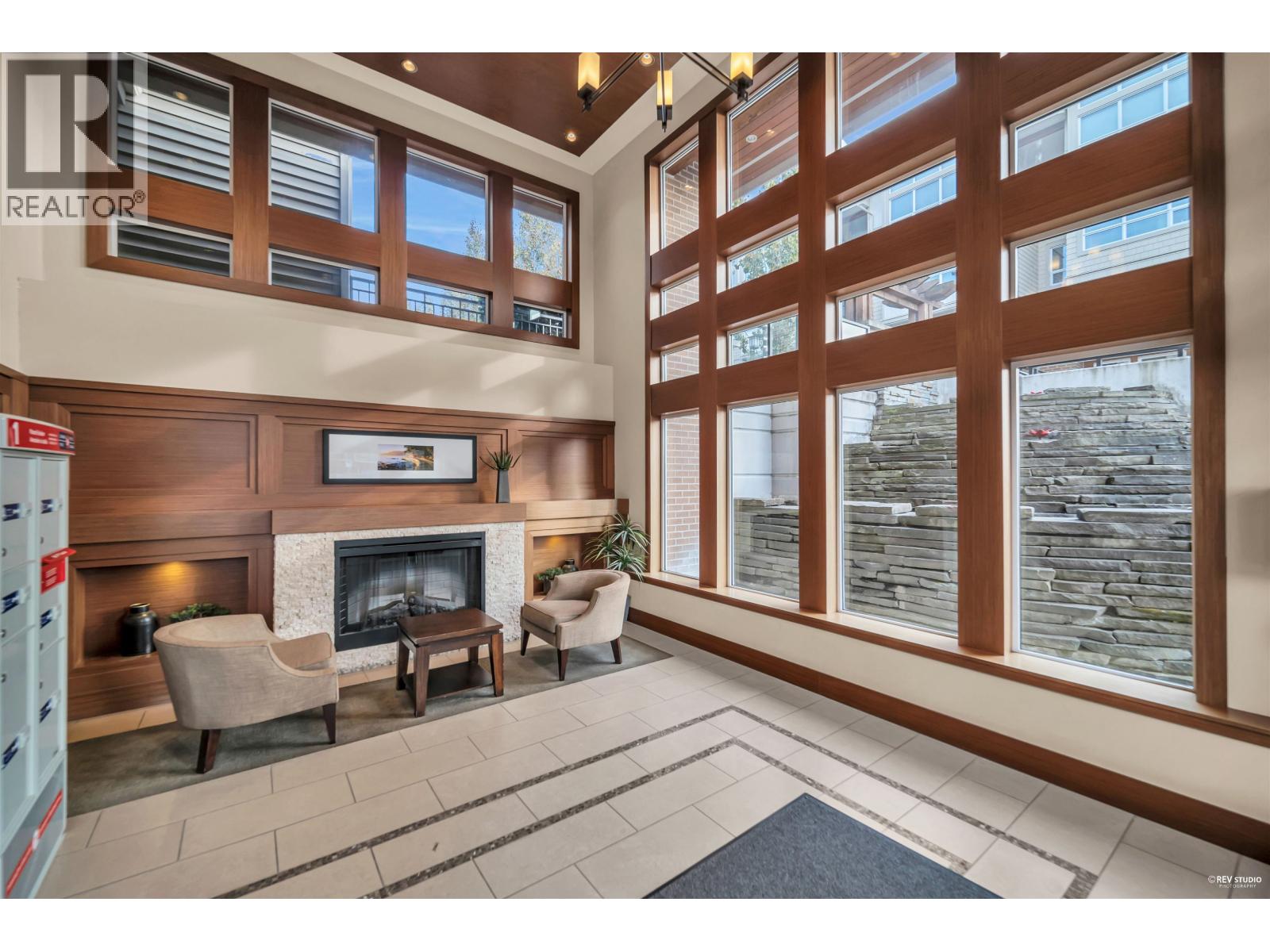 #407-6800 ECKERSLEY Road, Richmond