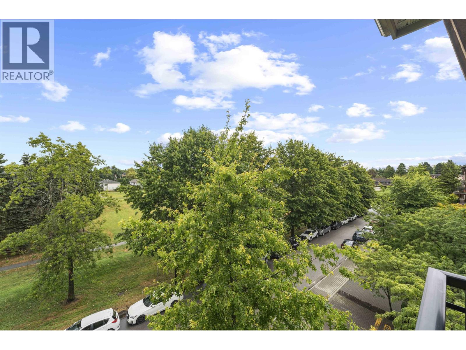 #407-6800 ECKERSLEY Road, Richmond