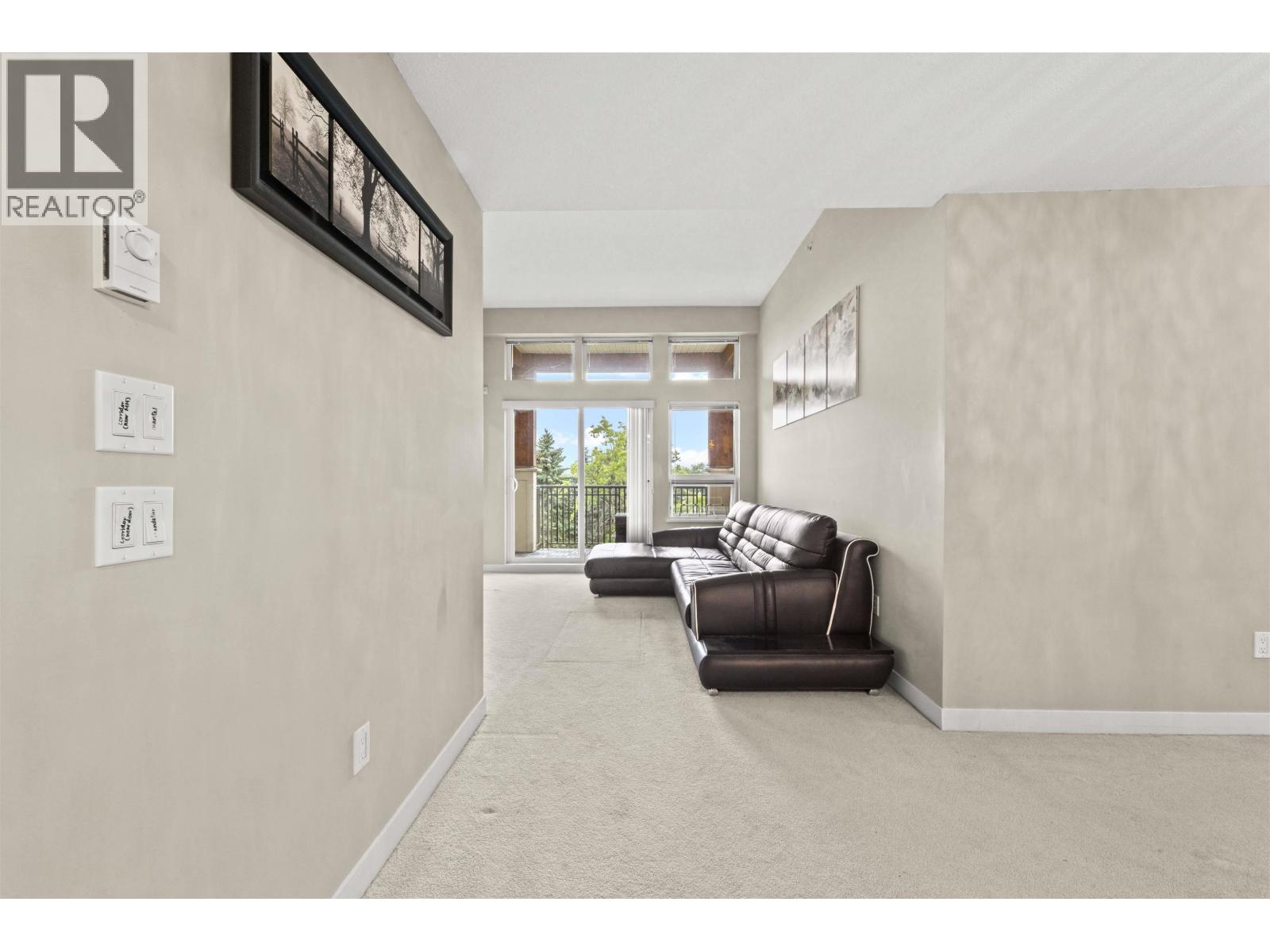 #407-6800 ECKERSLEY Road, Richmond