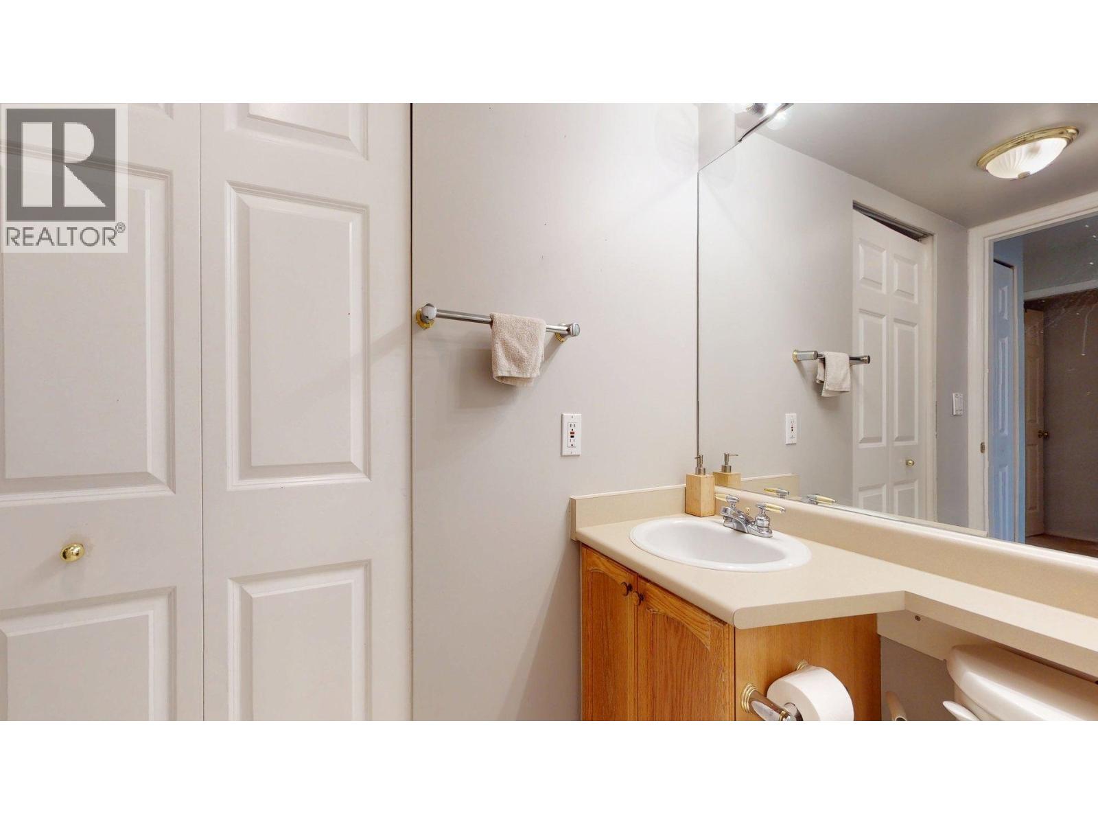 202 1468 PEMBERTON AVENUE, Squamish