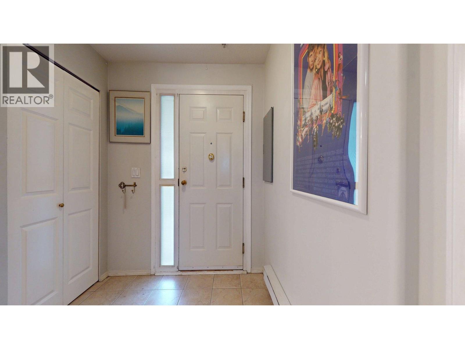 202 1468 PEMBERTON AVENUE, Squamish