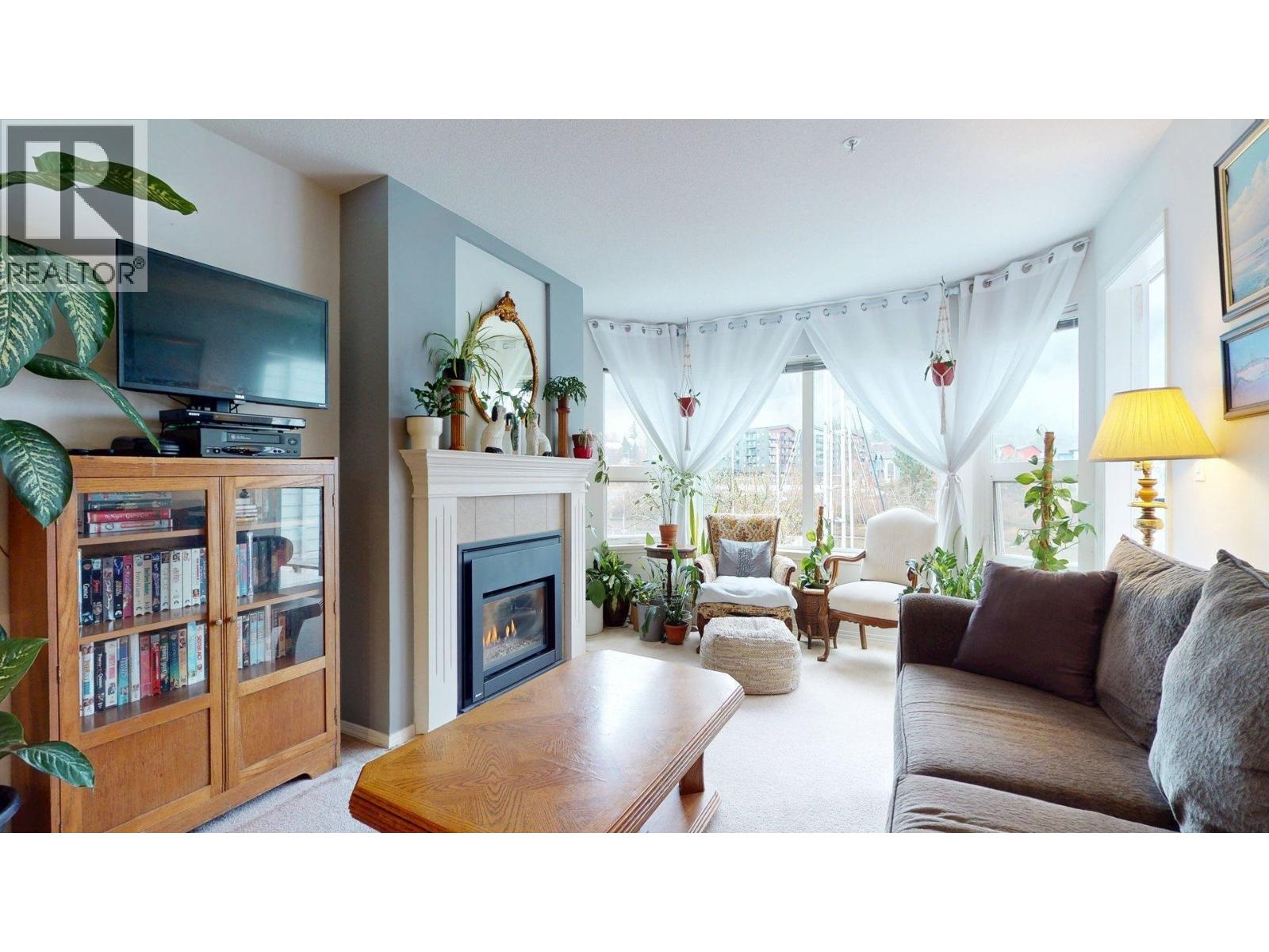 202 1468 PEMBERTON AVENUE, Squamish