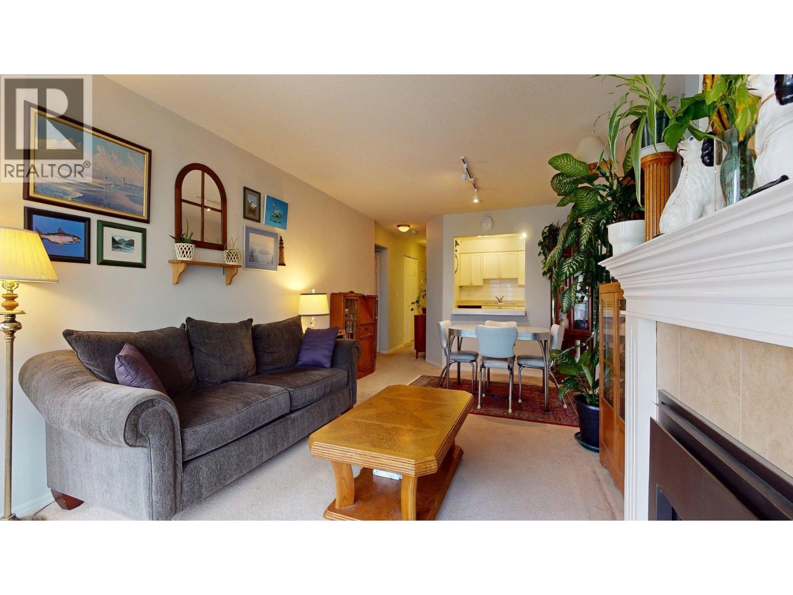 202 1468 PEMBERTON AVENUE, Squamish