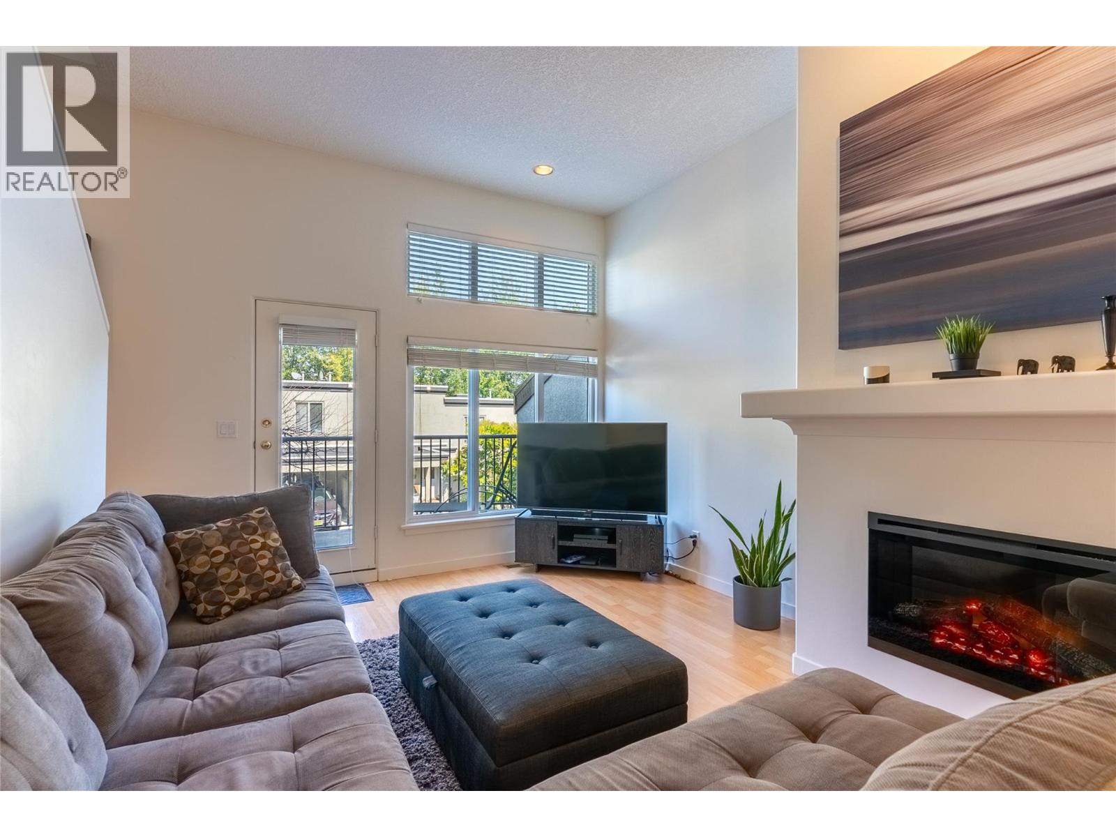 411 ABERDEEN Drive Unit# 18, Kamloops