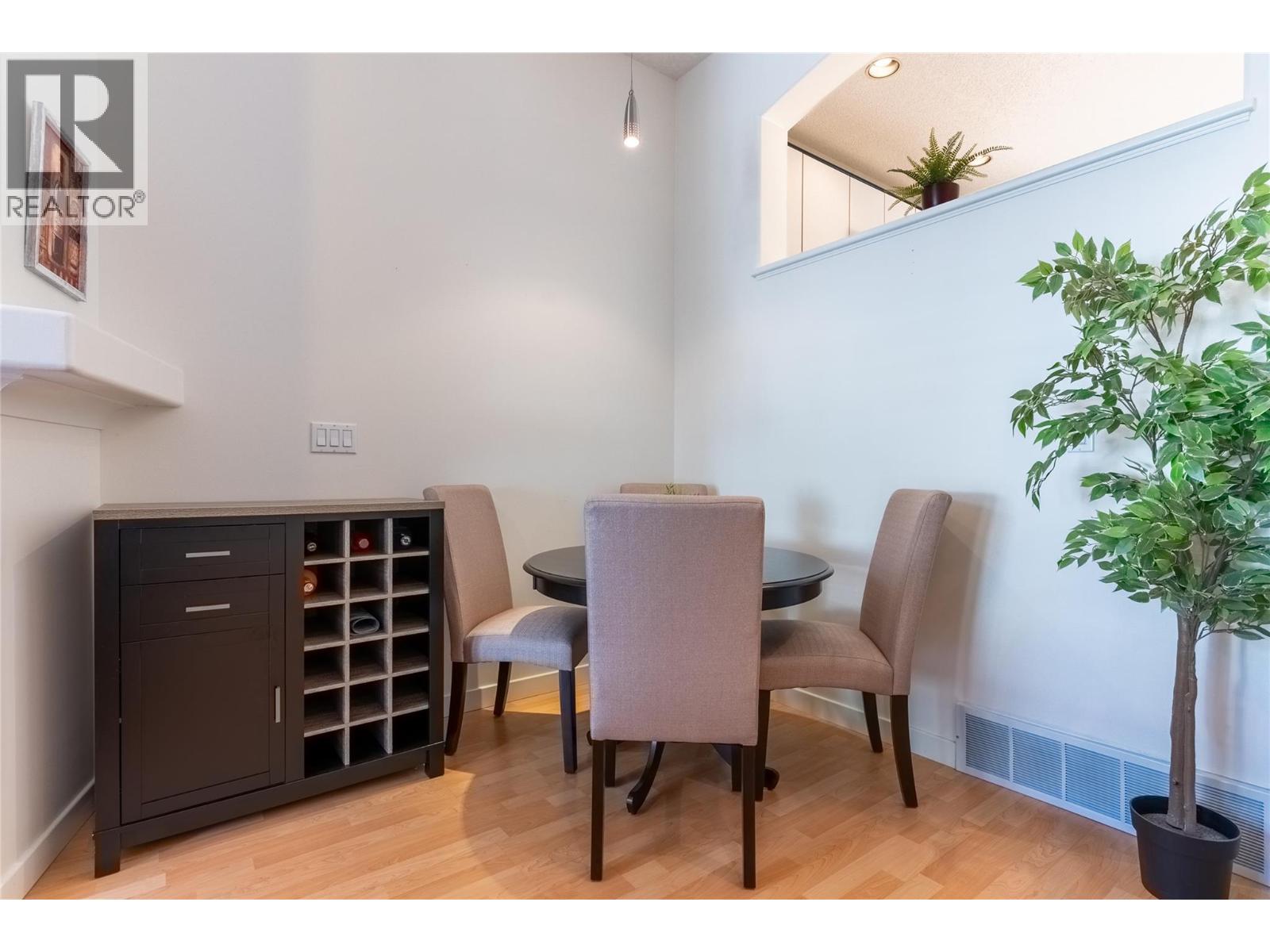 411 ABERDEEN Drive Unit# 18, Kamloops