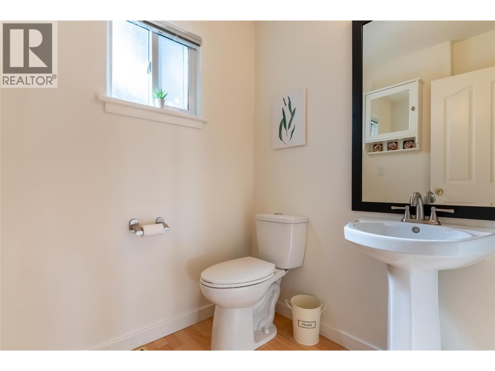 411 ABERDEEN Drive Unit# 18, Kamloops