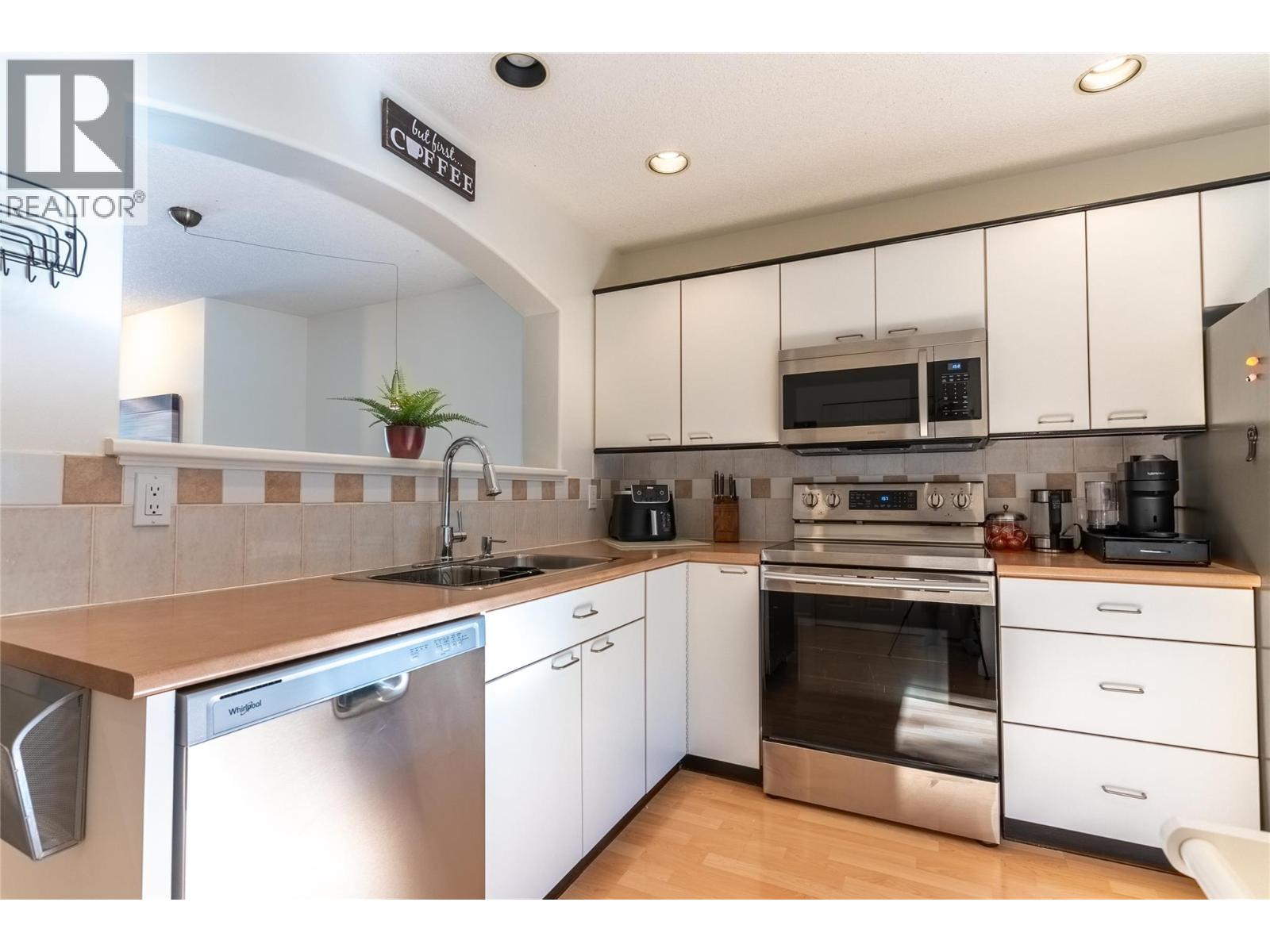 411 ABERDEEN Drive Unit# 18, Kamloops