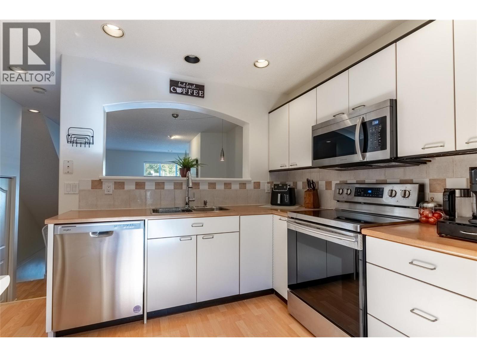 411 ABERDEEN Drive Unit# 18, Kamloops