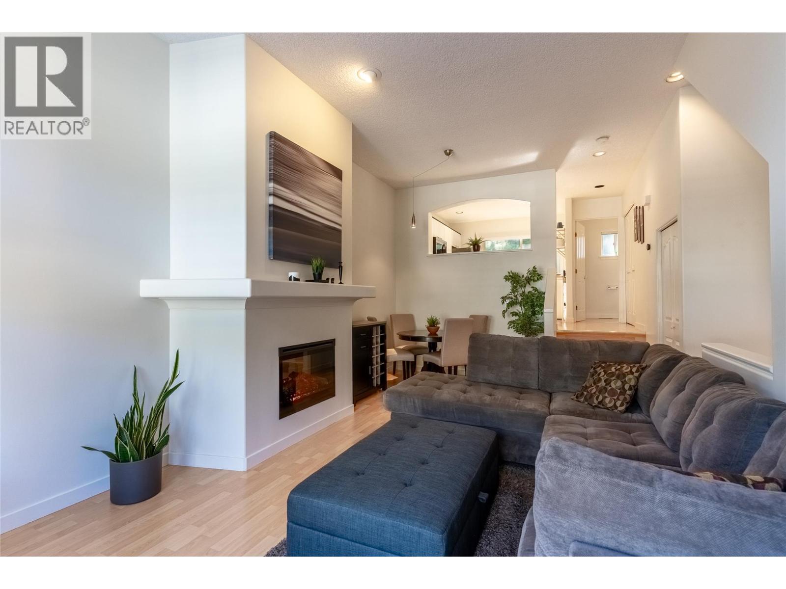 411 ABERDEEN Drive Unit# 18, Kamloops