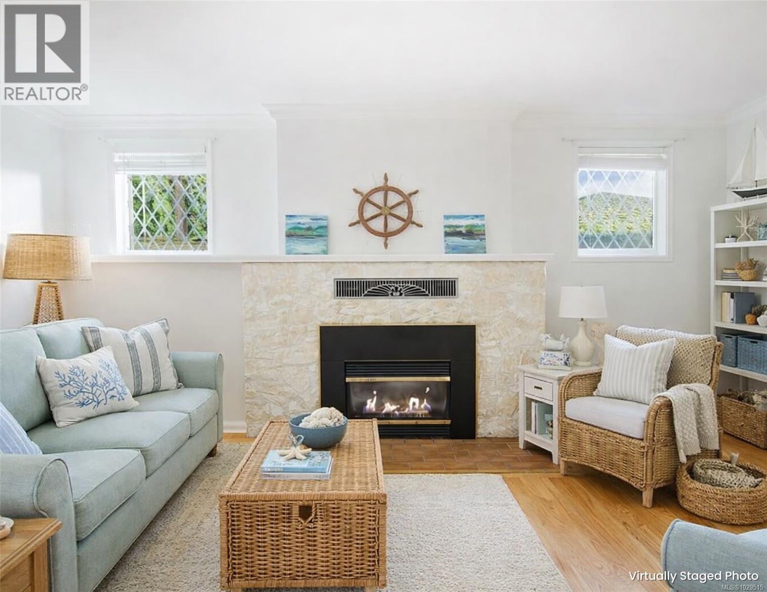 4815 CORDOVA BAY RD - 11