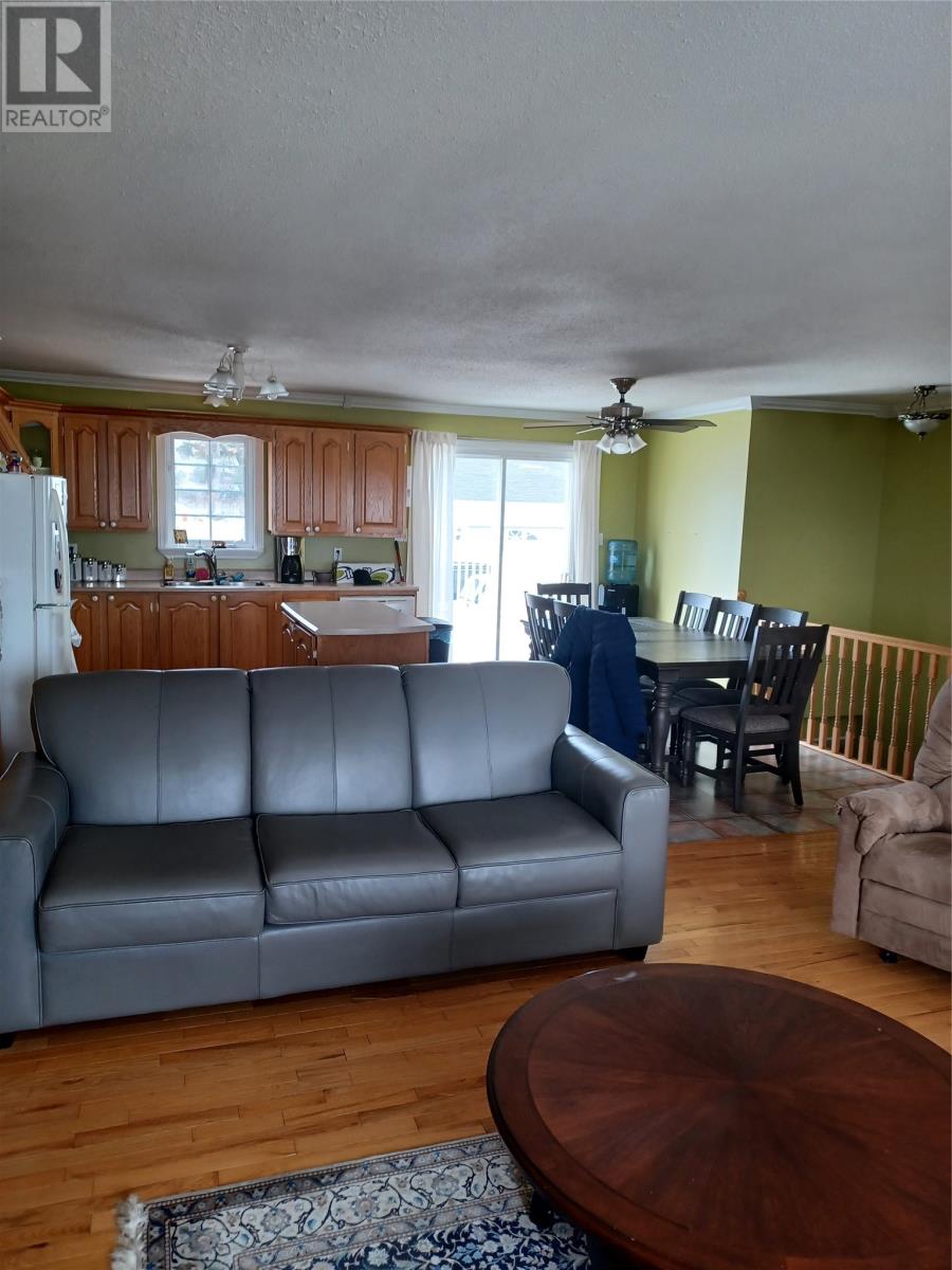 31 Alexander Crescent - 11