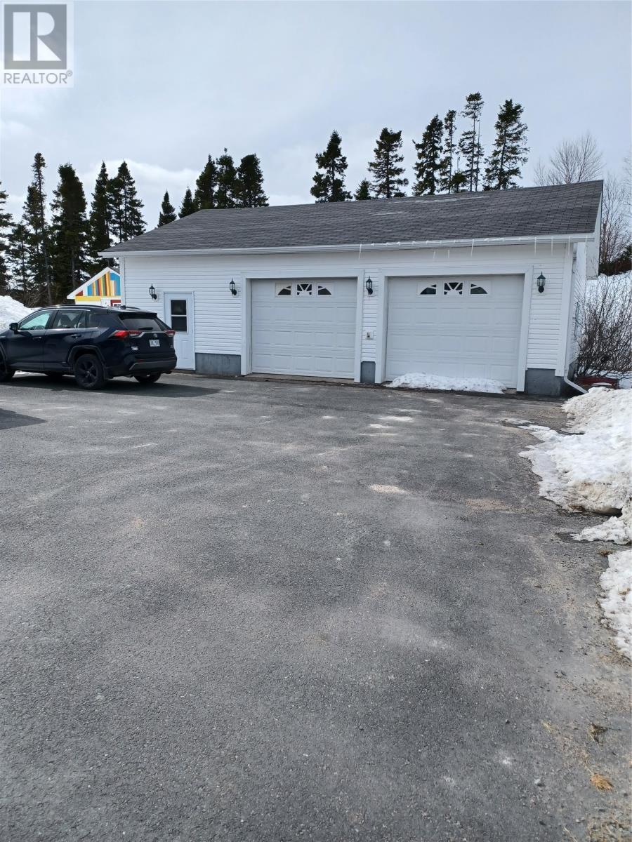 31 Alexander Crescent - 19