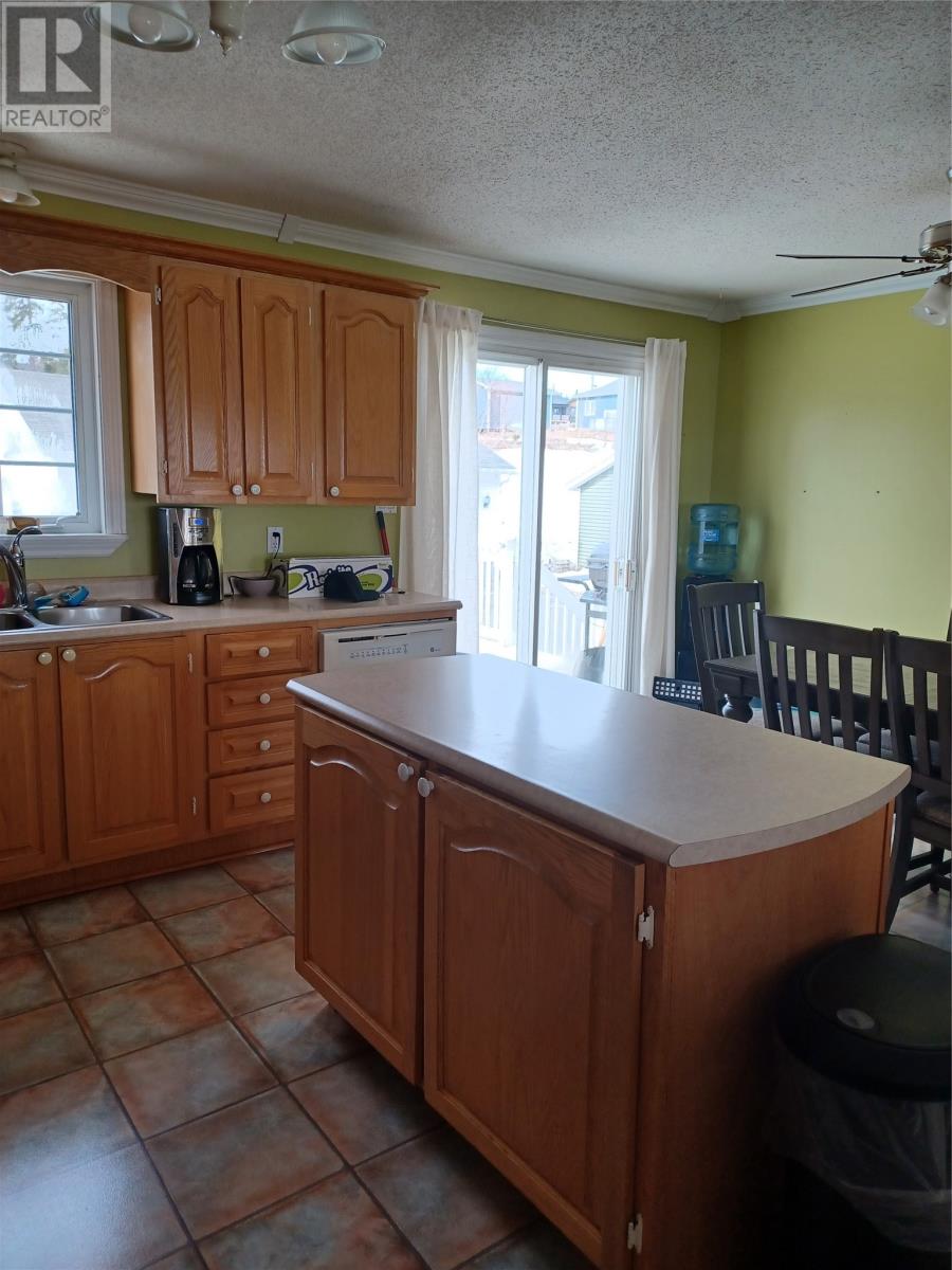 31 Alexander Crescent - 5