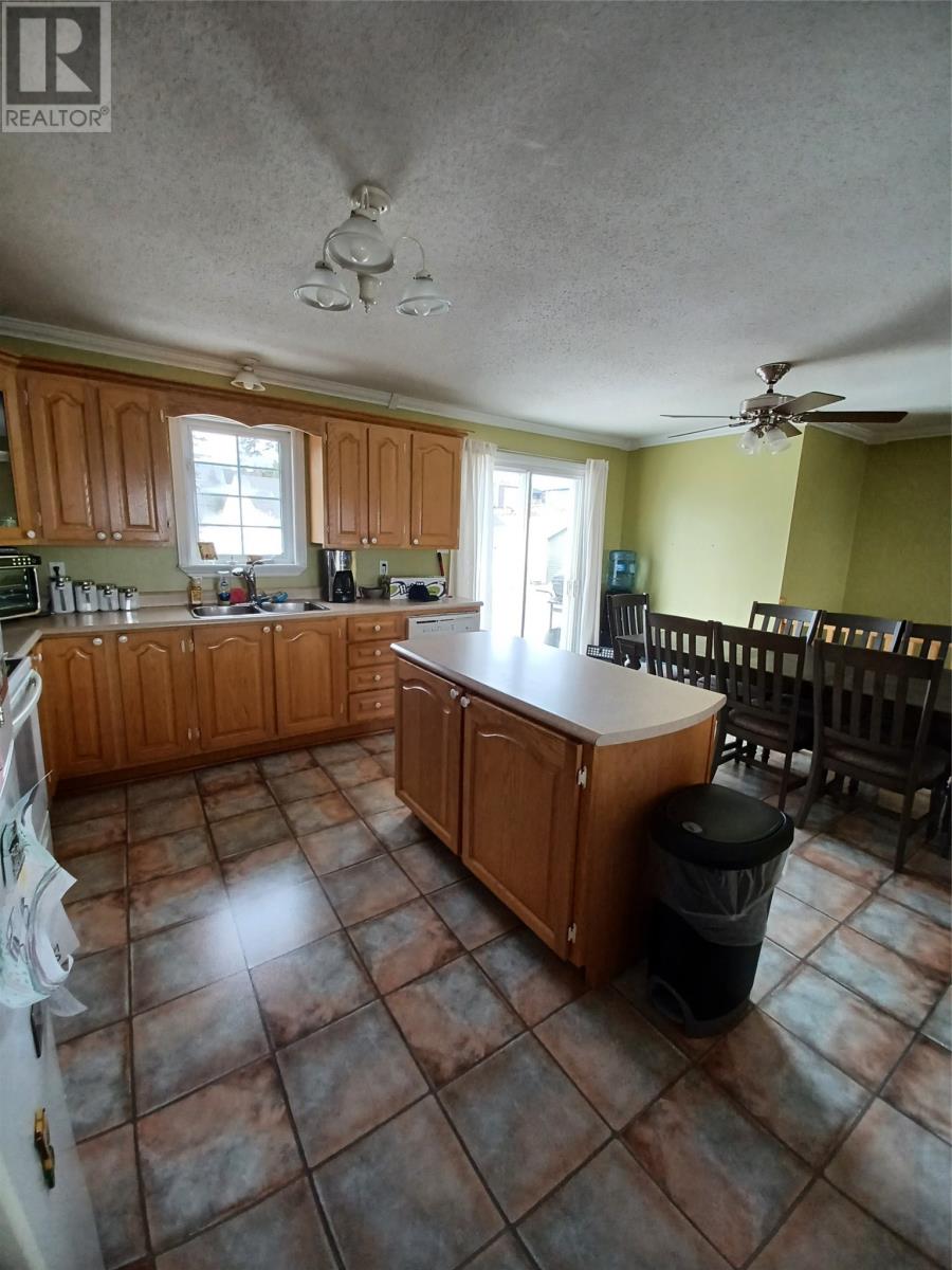 31 Alexander Crescent - 6