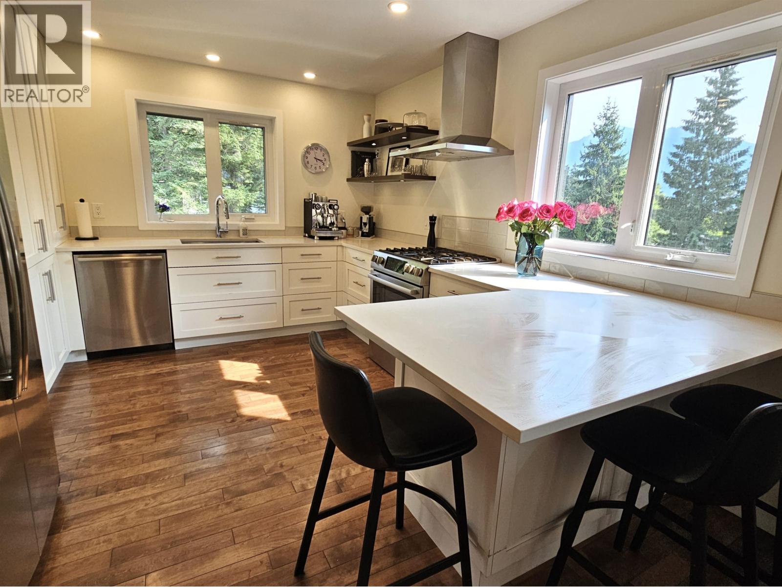 40755 THUNDERBIRD RIDGE, Squamish