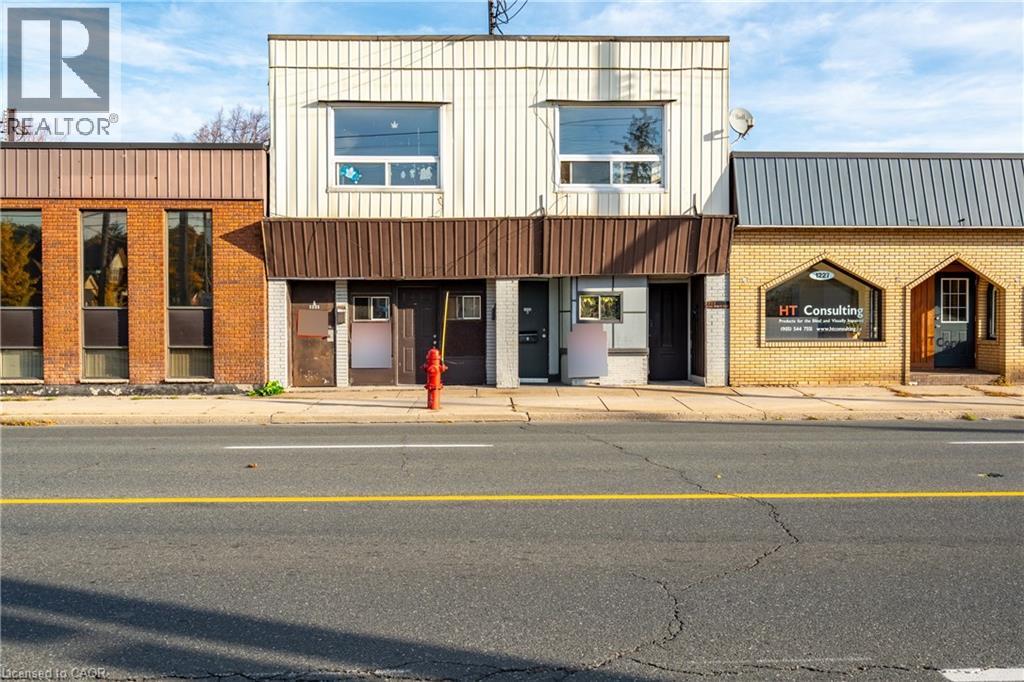 1221-1223 MAIN STREET E - 1