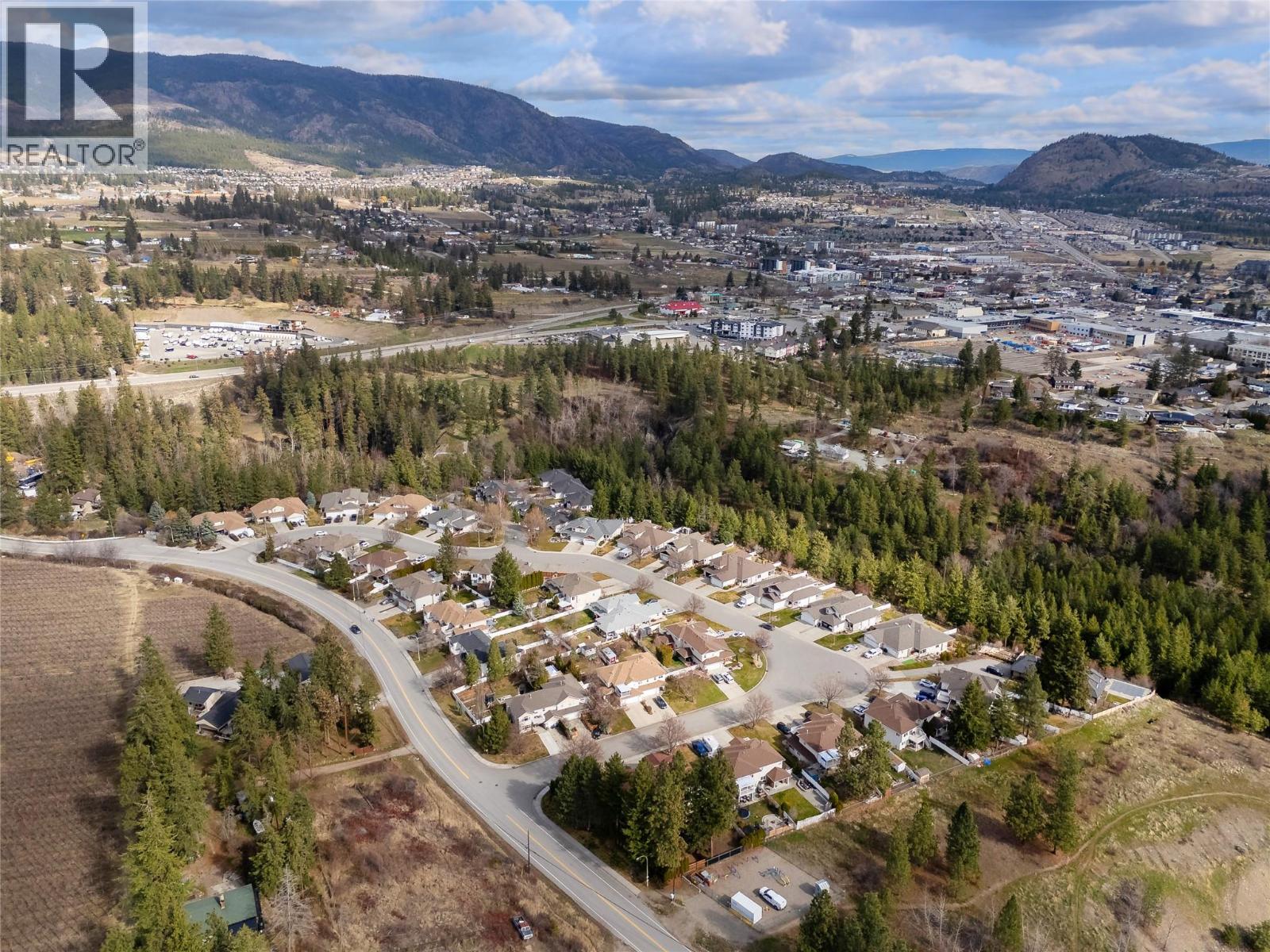  3831 Gellatly Road South, West Kelowna