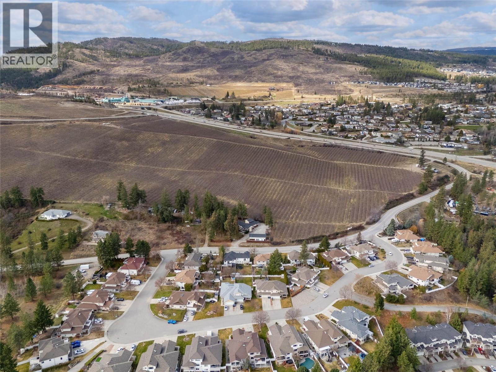  3831 Gellatly Road South, West Kelowna
