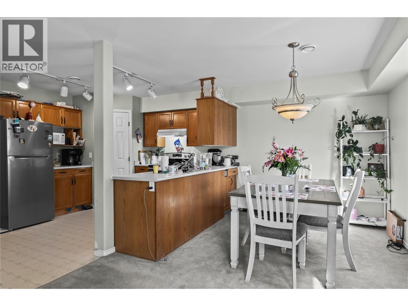  3831 Gellatly Road South, West Kelowna