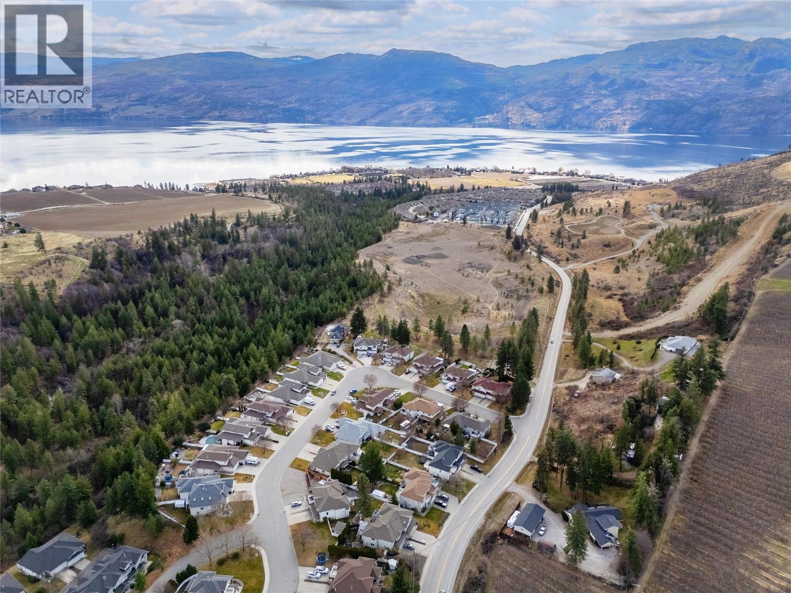 3831 Gellatly Road South, West Kelowna