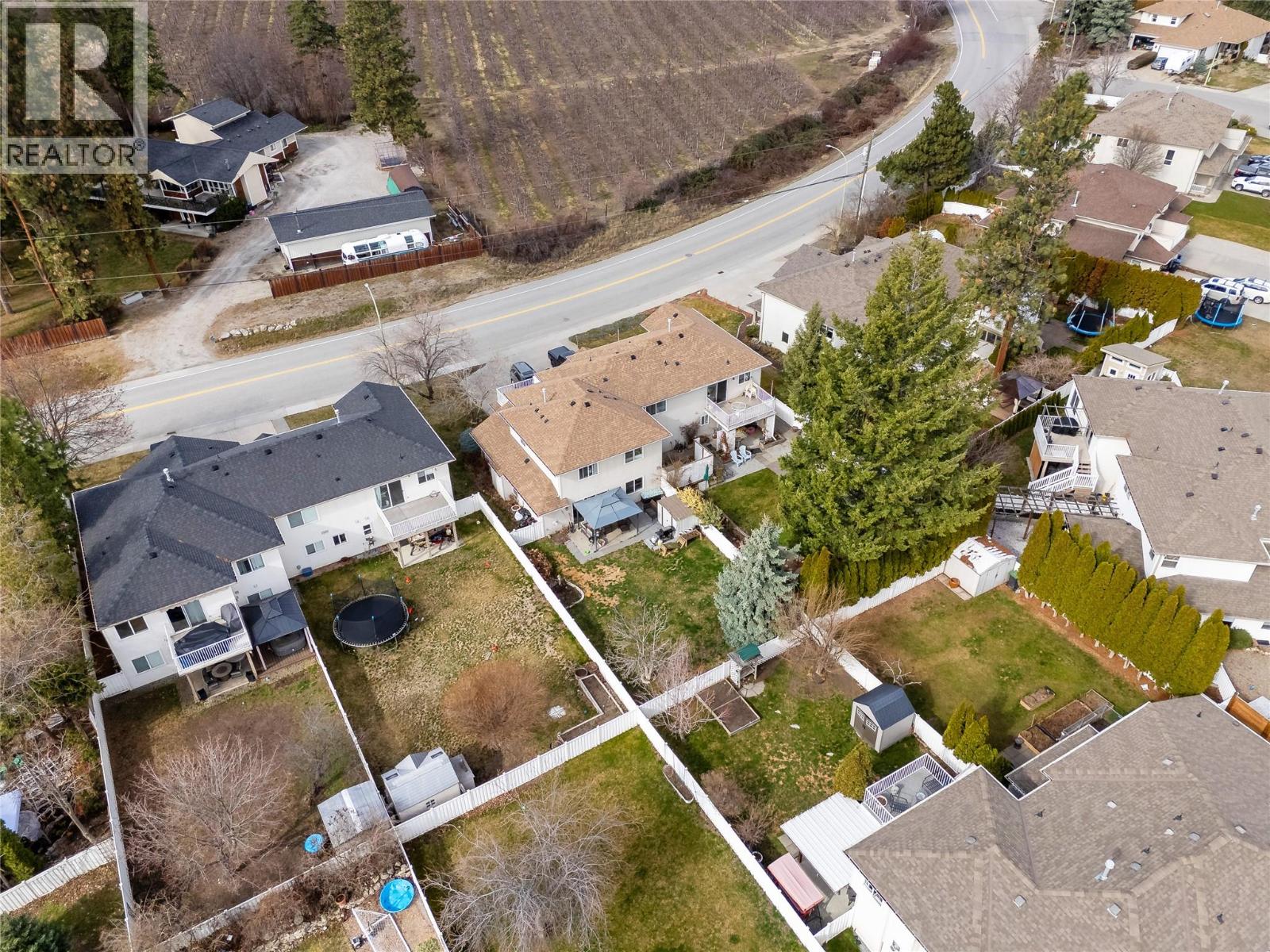  3831 Gellatly Road South, West Kelowna