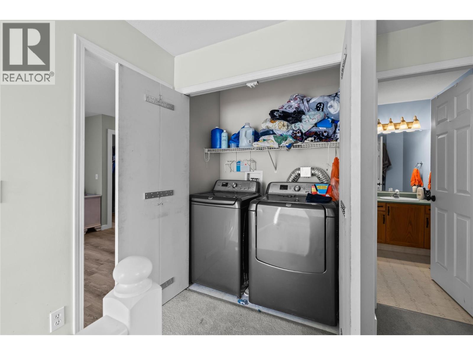  3831 Gellatly Road South, West Kelowna