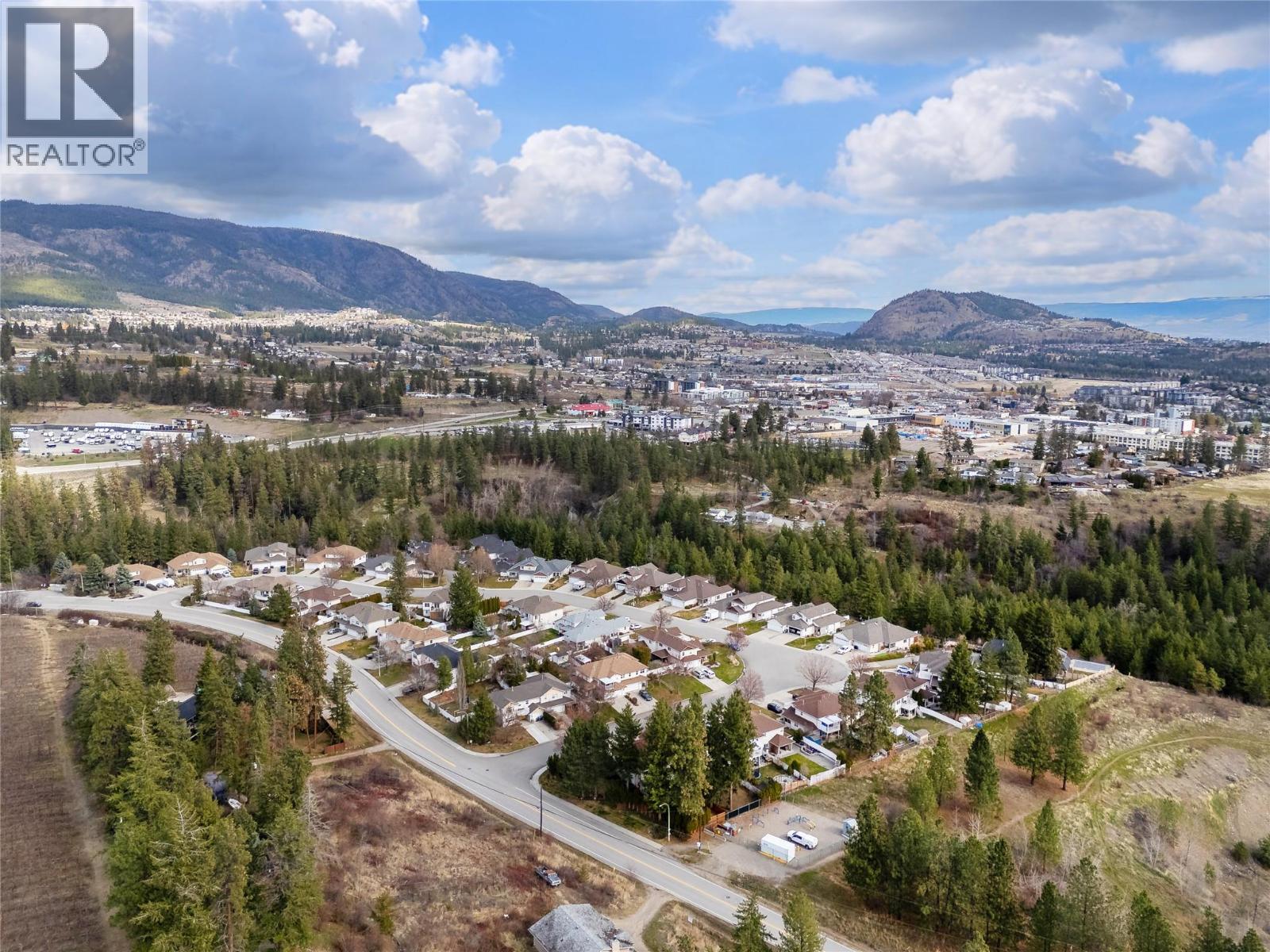  3831 Gellatly Road South, West Kelowna