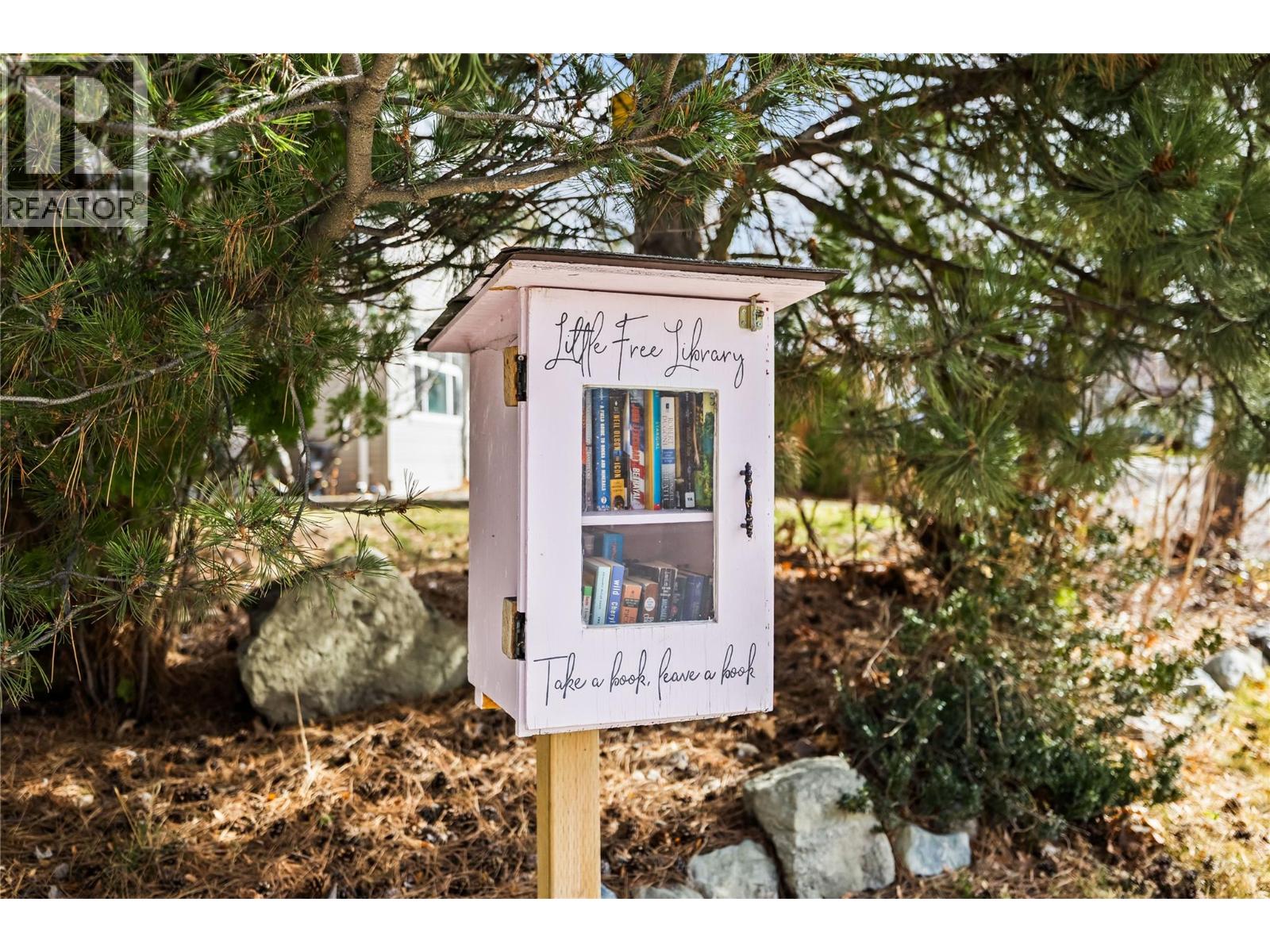  3831 Gellatly Road South, West Kelowna