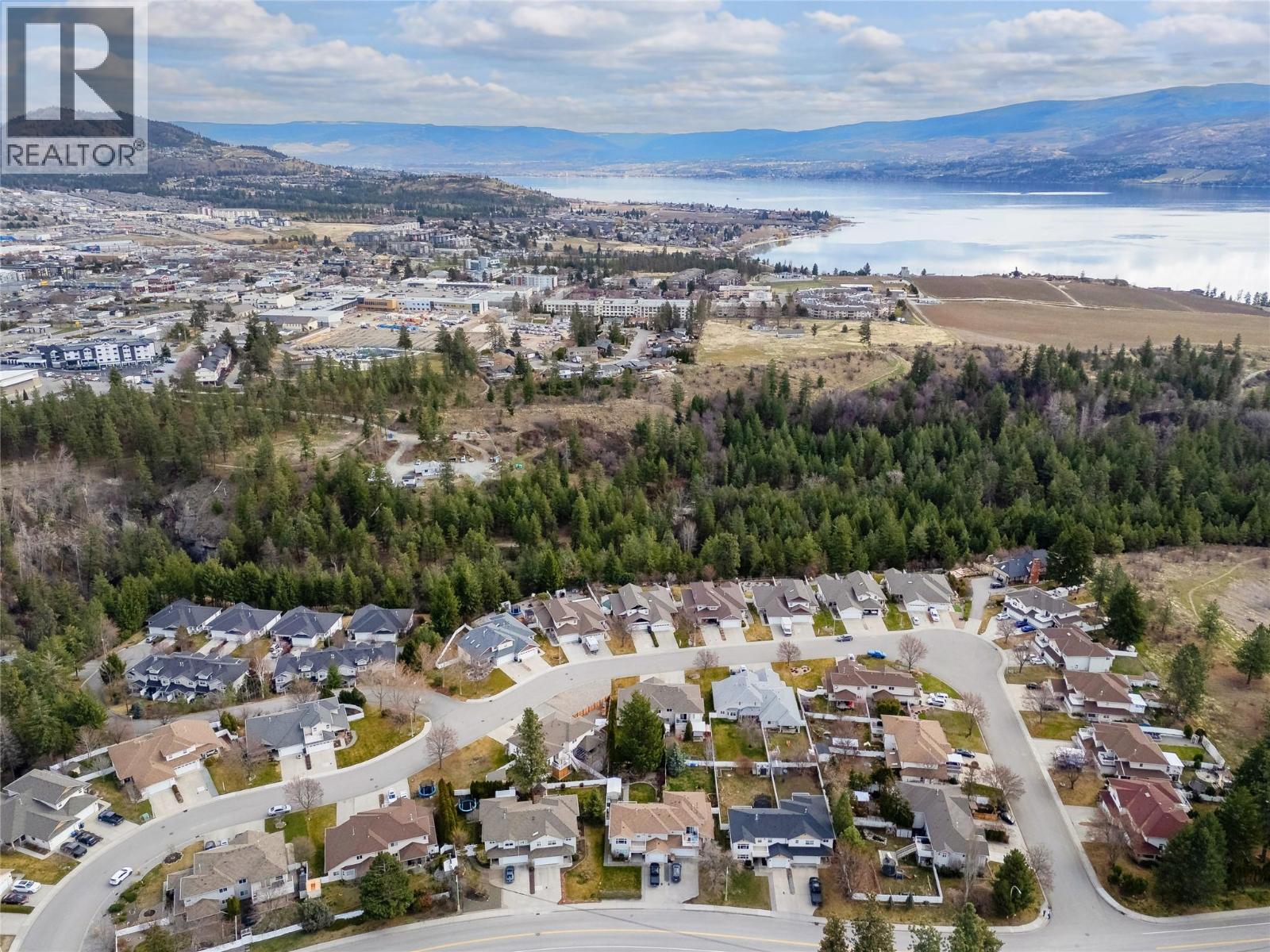  3831 Gellatly Road South, West Kelowna