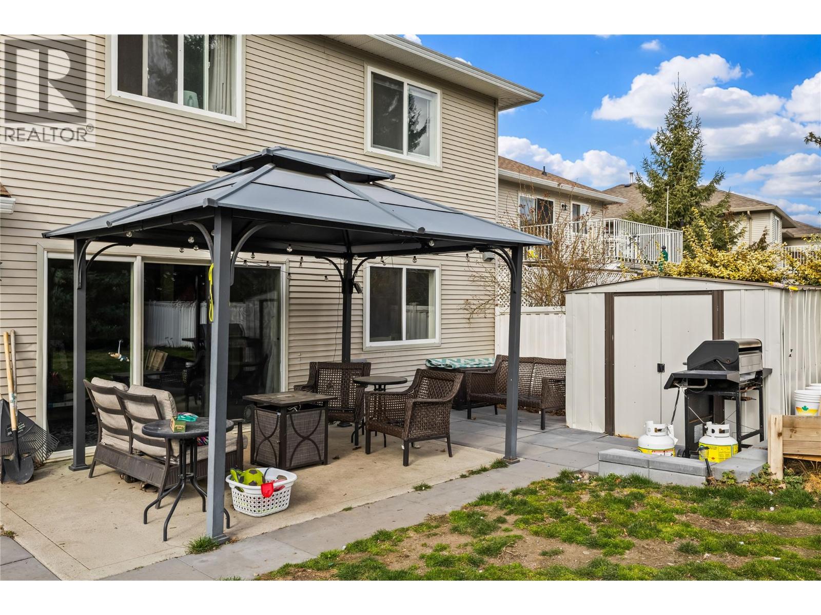  3831 Gellatly Road South, West Kelowna
