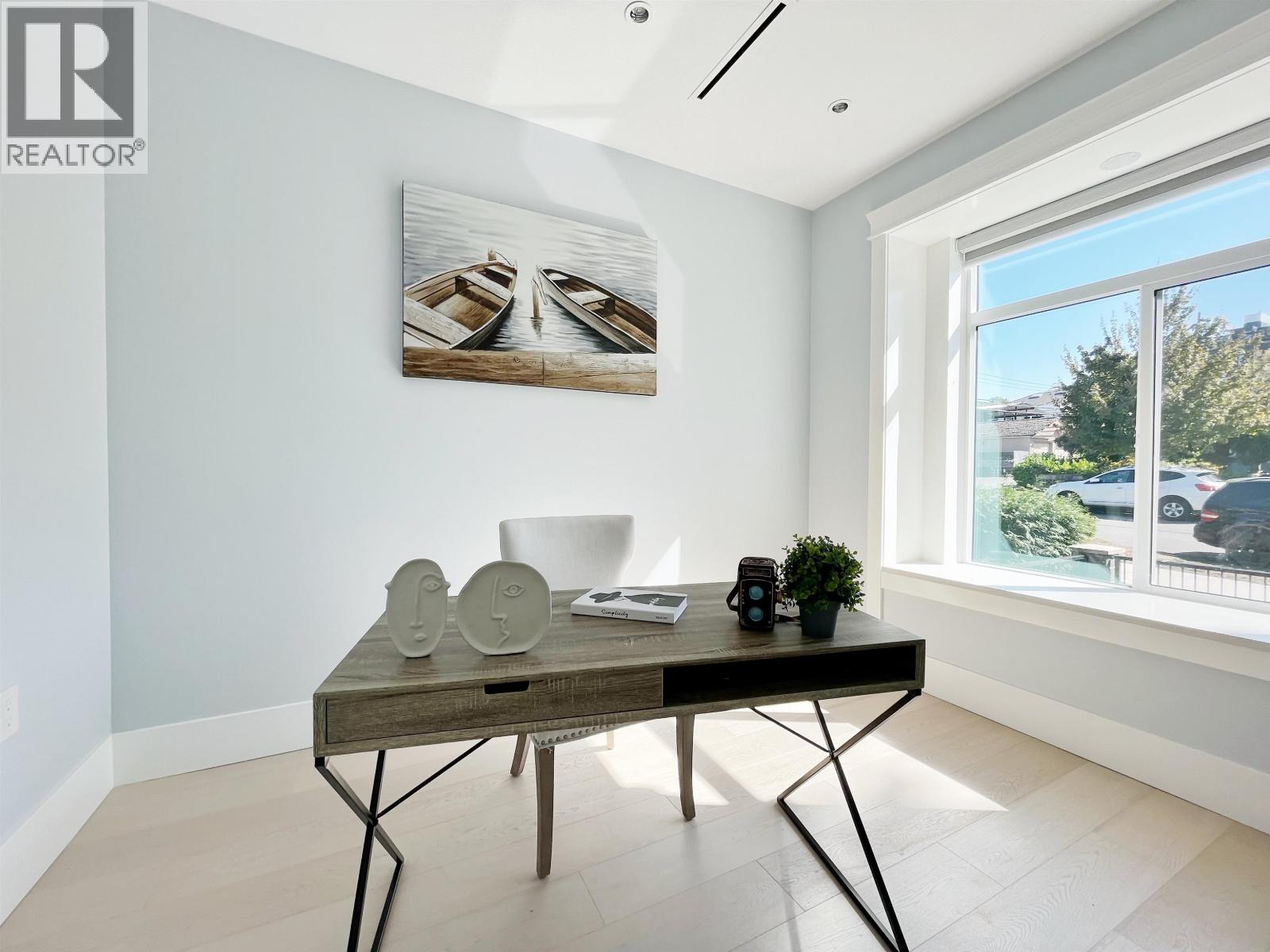 3275 E 20TH AVENUE, Vancouver